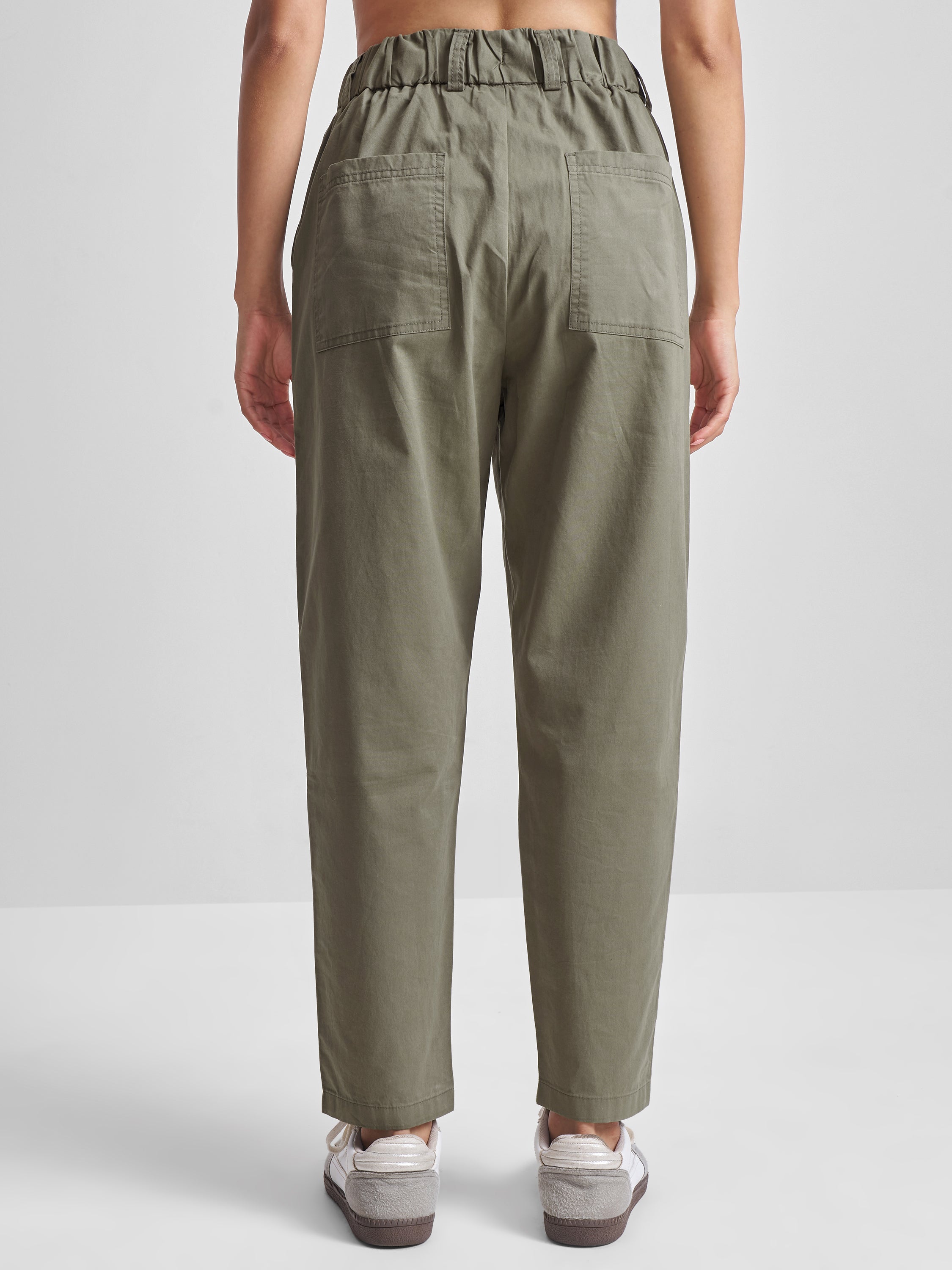 Tokyo Talkies Women Olive Solid Straight Fit Regular Trouser - Olive - Image 3