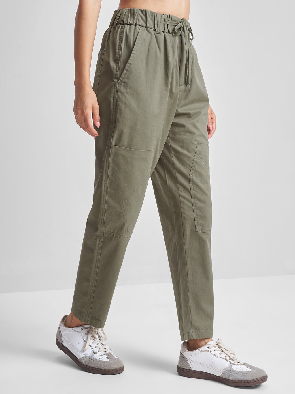 Tokyo Talkies Women Olive Solid Straight Fit Regular Trouser - Olive - Image 6