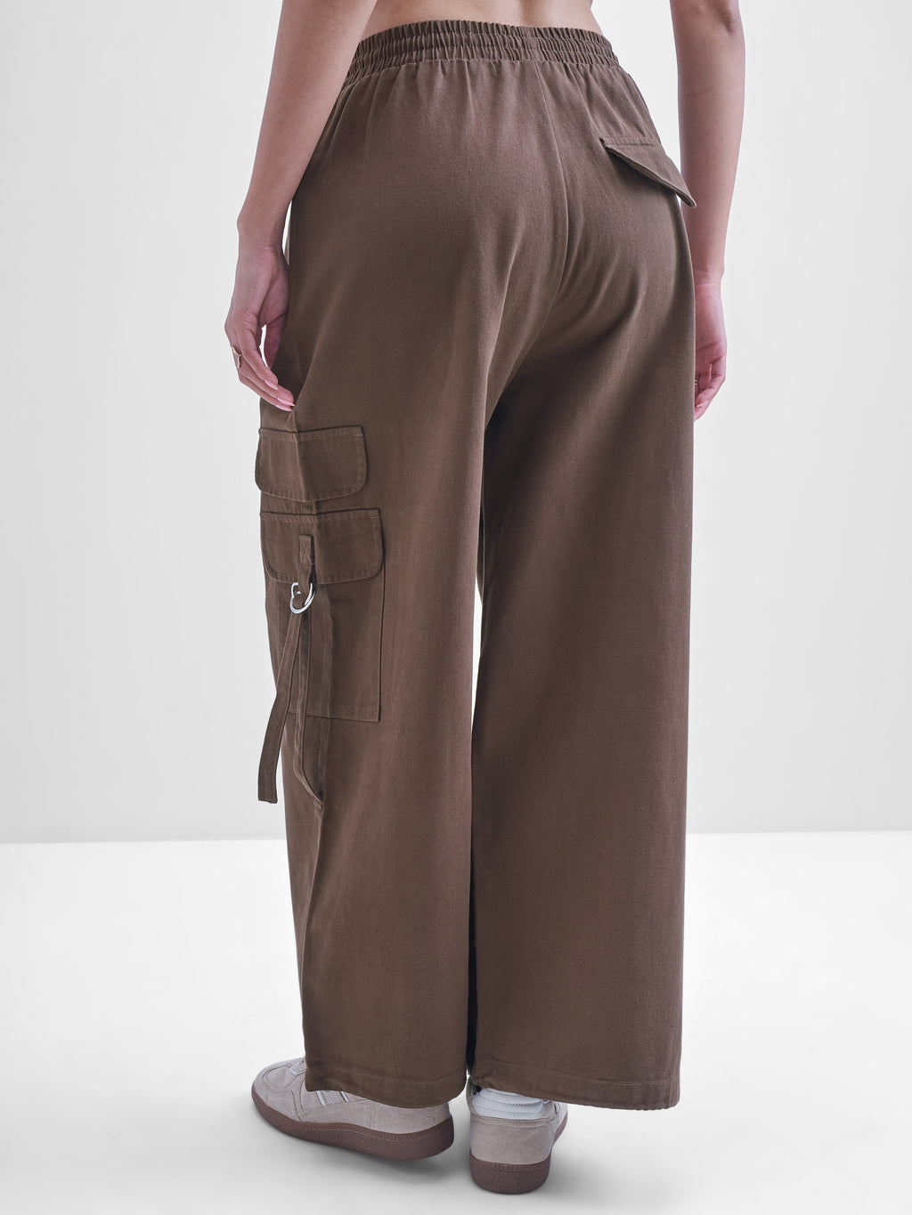 Tokyo Talkies Women Brown Solid Straight Fit Cargos - Brown - Image 3