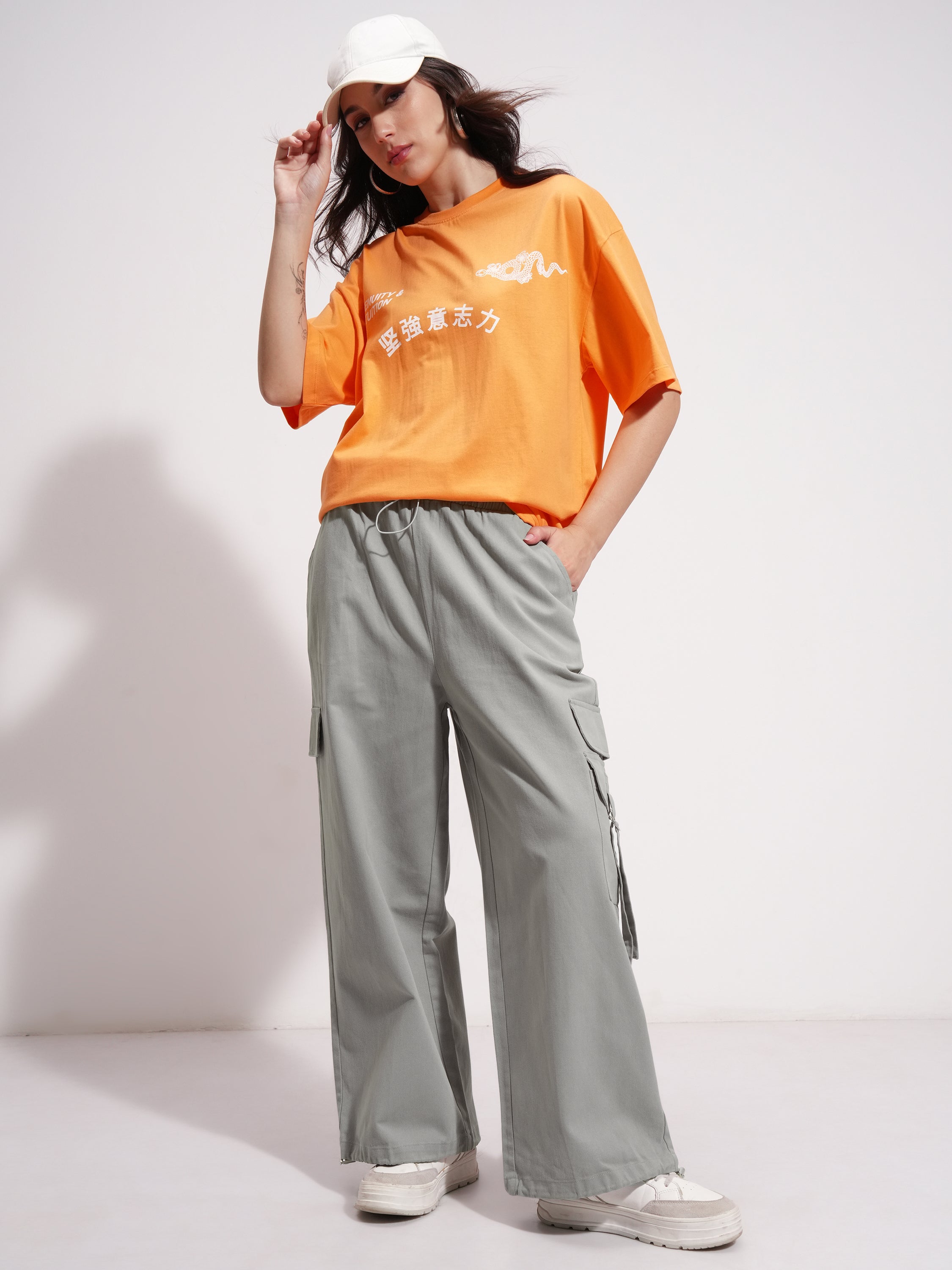 Tokyo Talkies Women Grey Solid Straight Fit Cargos - Grey - Image 2