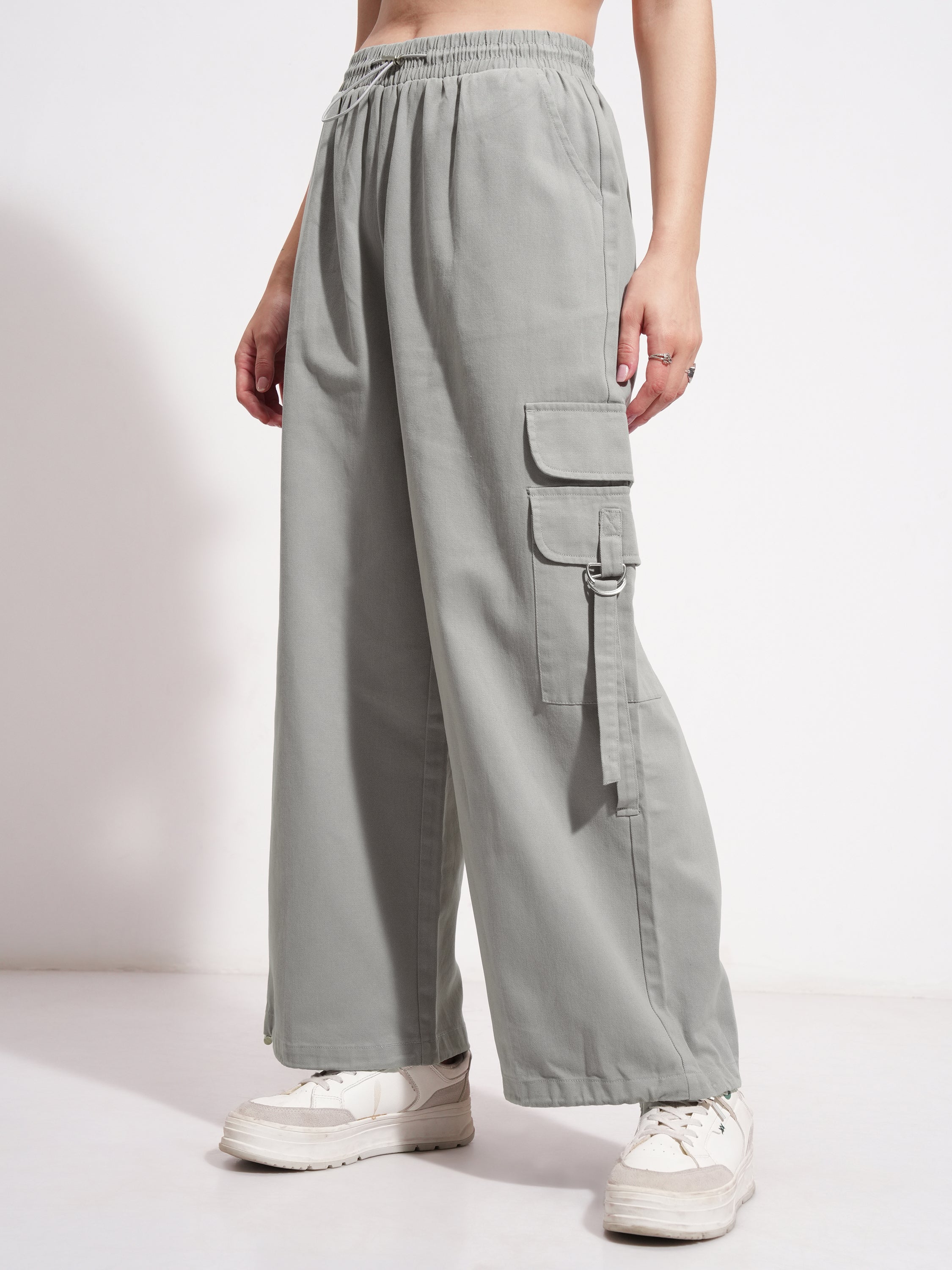 Tokyo Talkies Women Grey Solid Straight Fit Cargos - Grey - Image 4
