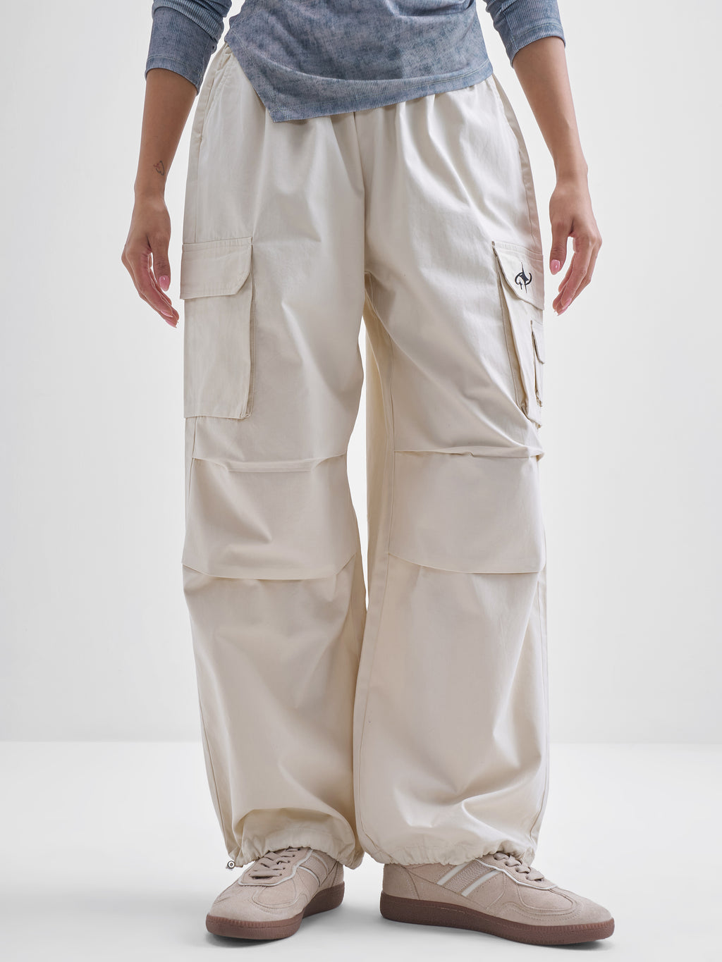 Tokyo Talkies Women Off White Solid Straight Fit Cargos - Off White - Image 1