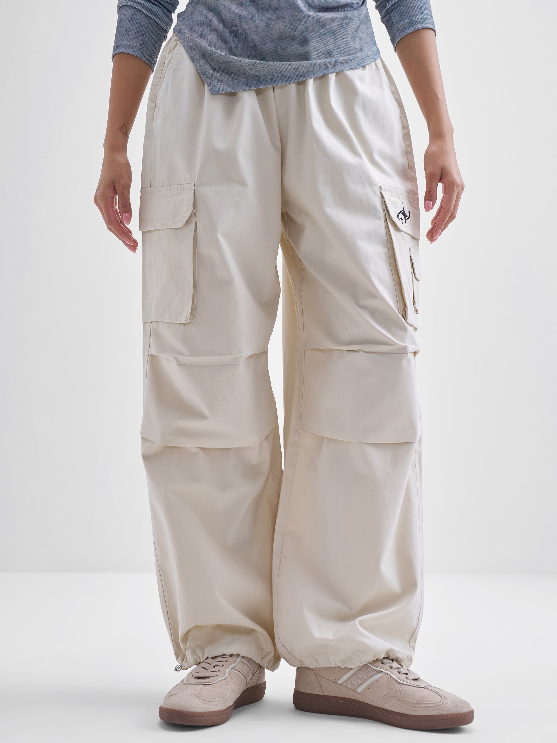Tokyo Talkies Women Off White Solid Straight Fit Cargos - Off White - Image 1
