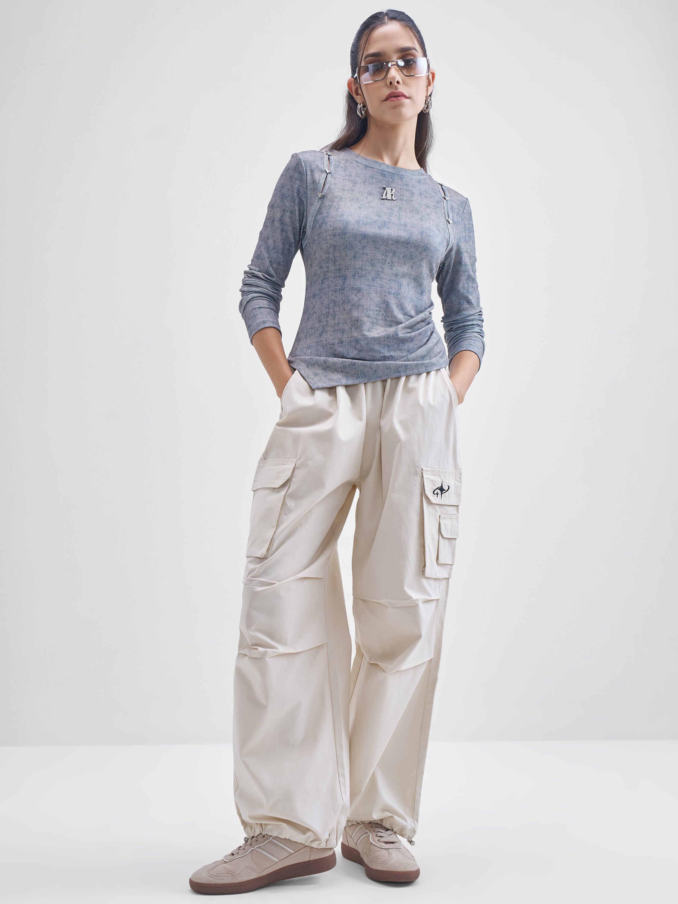 Tokyo Talkies Women Off White Solid Straight Fit Cargos - Off White - Image 2