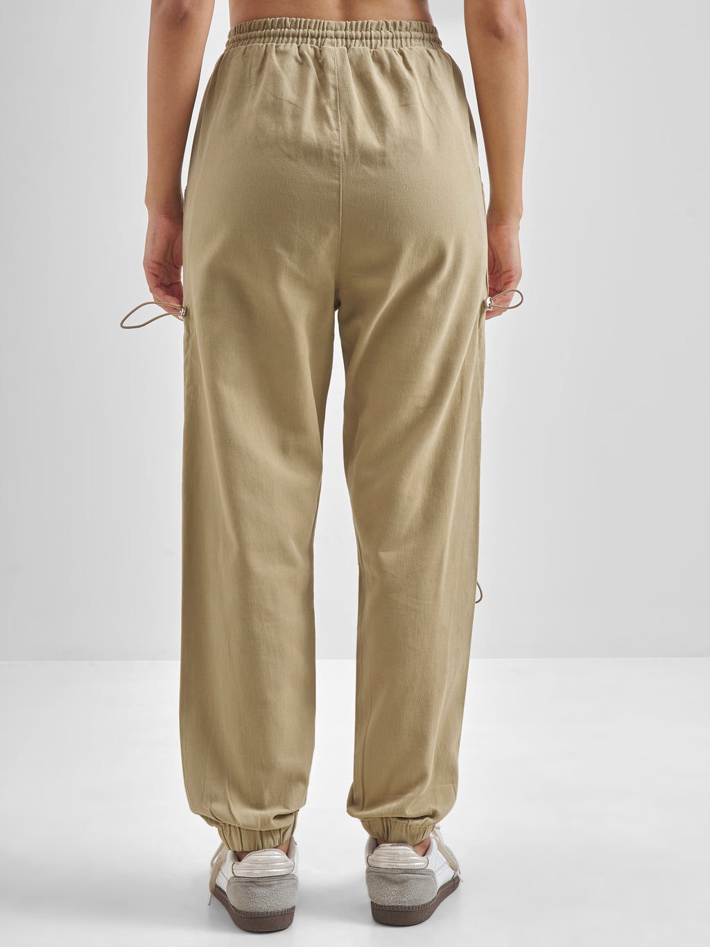Street By Tokyo Talkies Women Beige Solid Regular Fit Cargos - Beige - Image 3