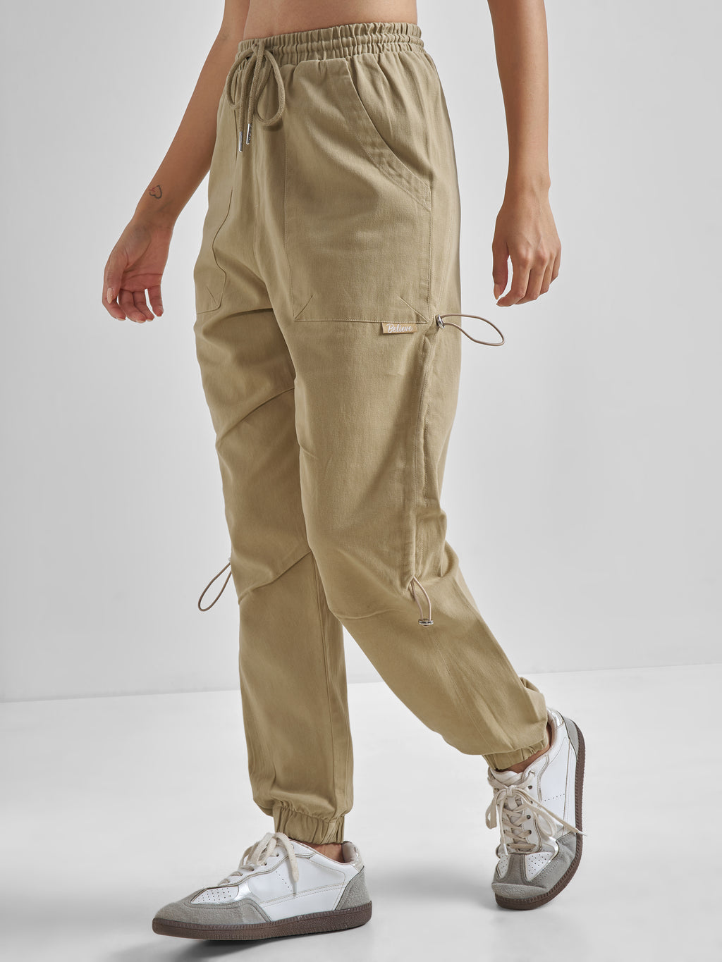Street By Tokyo Talkies Women Beige Solid Regular Fit Cargos - Beige - Image 4