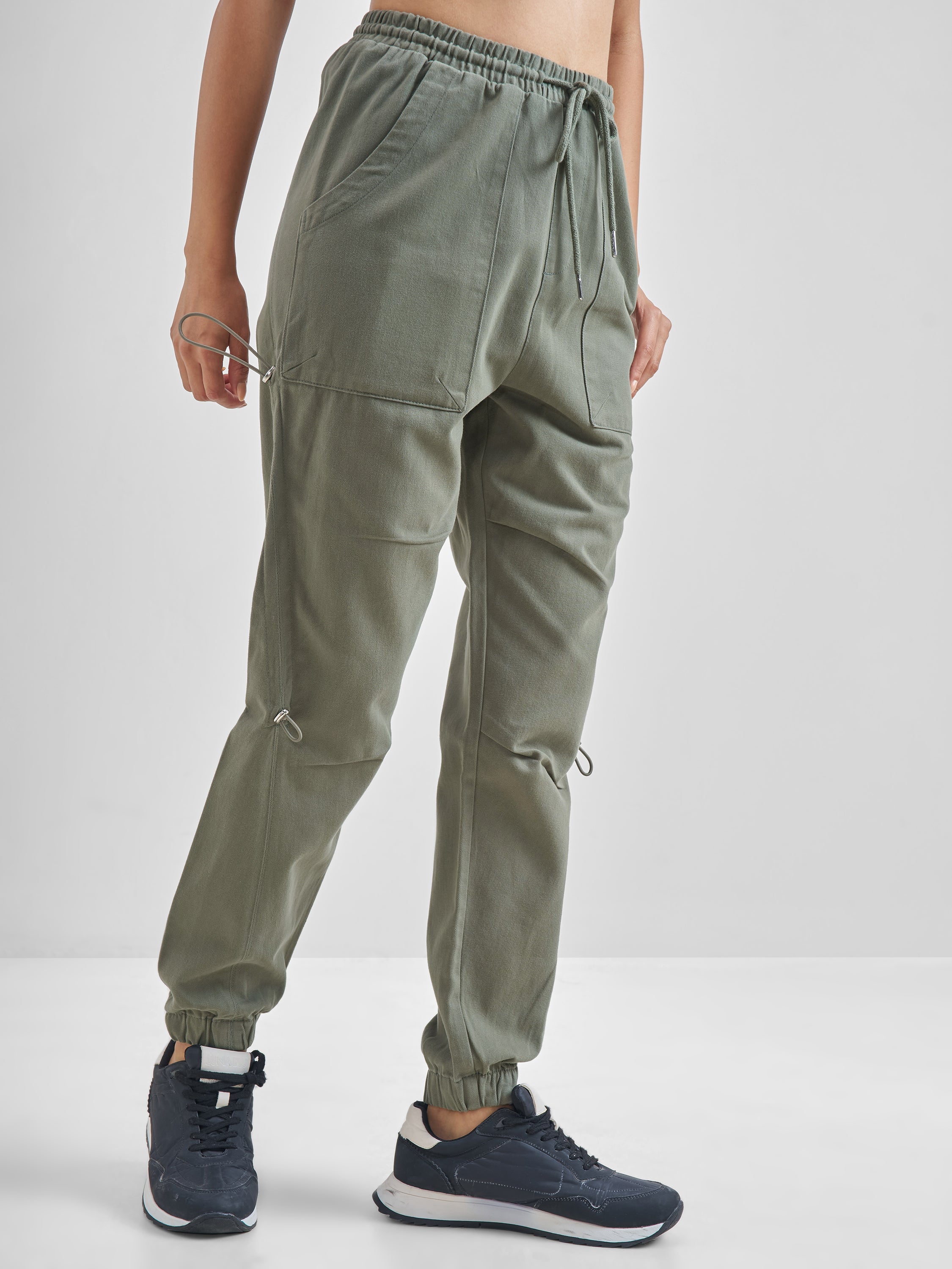 Street By Tokyo Talkies Women Olive Solid Regular Fit Cargos - Olive - Image 6