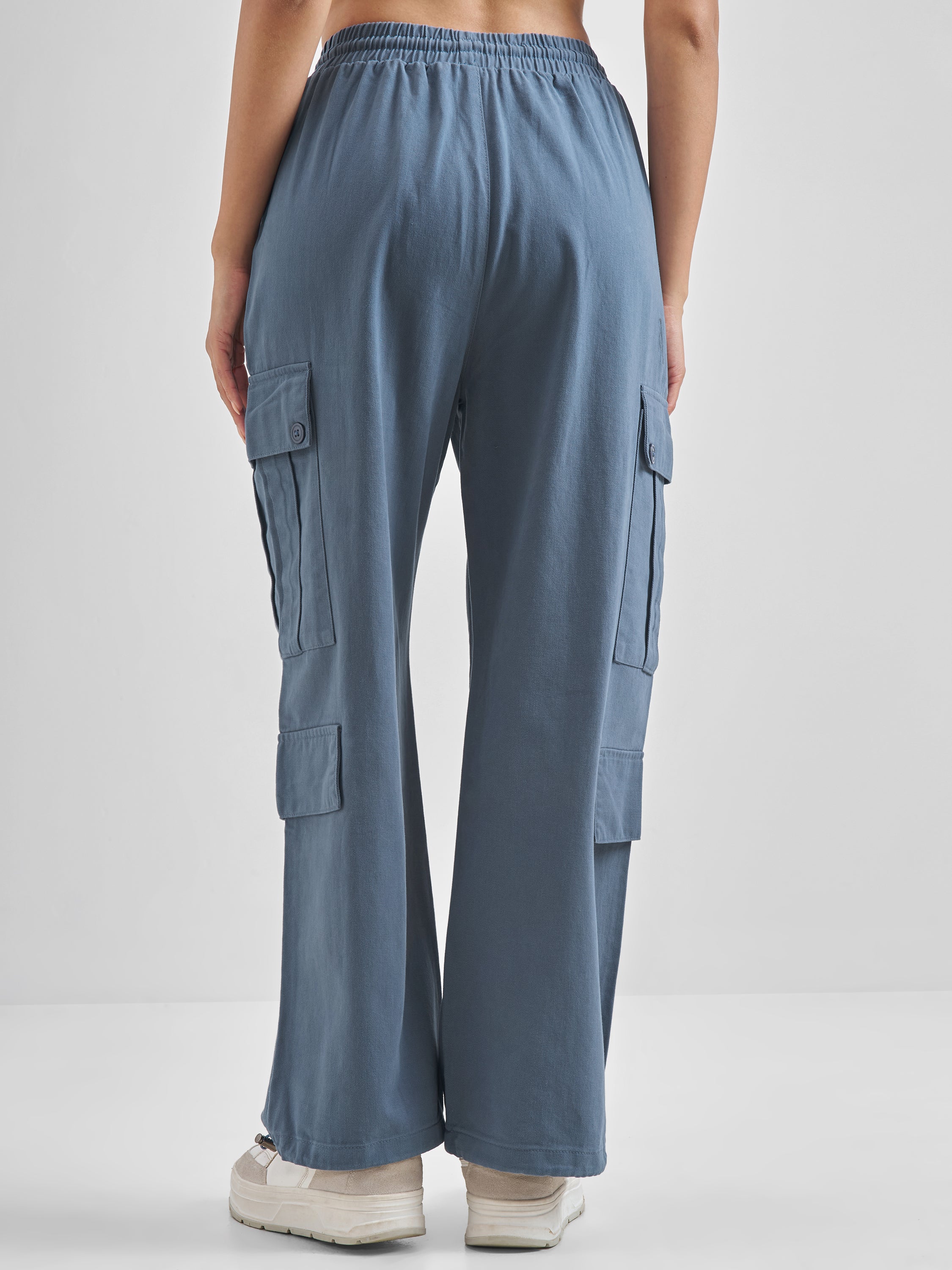 Street By Tokyo Talkies Women Blue Solid Straight Fit Cargos - Blue - Image 3