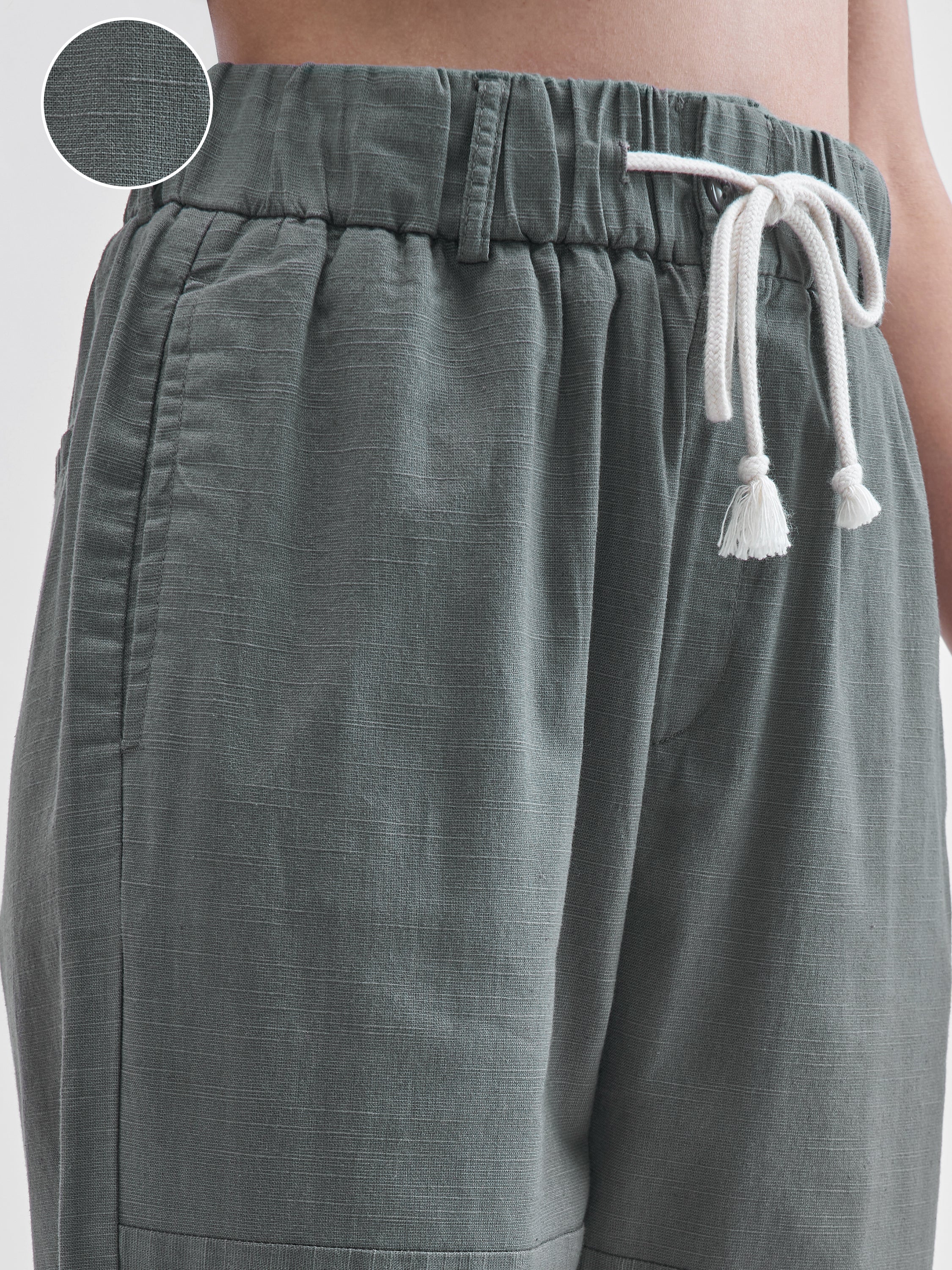 Chic By Tokyo Talkies Women Grey Solid Straight Fit Regular Trousers - Grey - Image 5