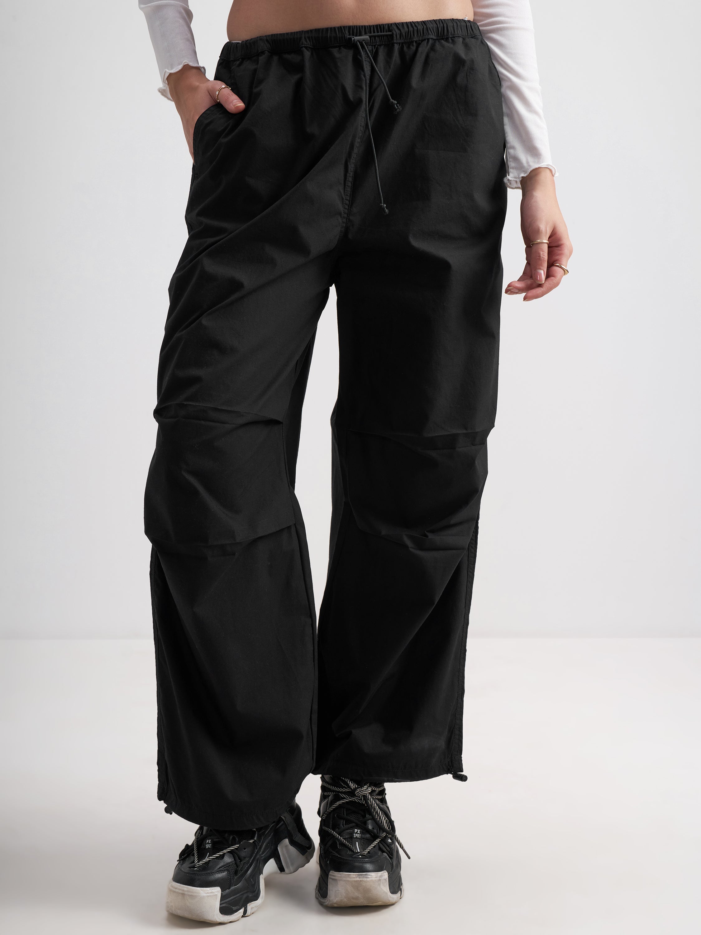 Tokyo Talkies Women Black Solid Relaxed Fit Cargos - Black - Image 1