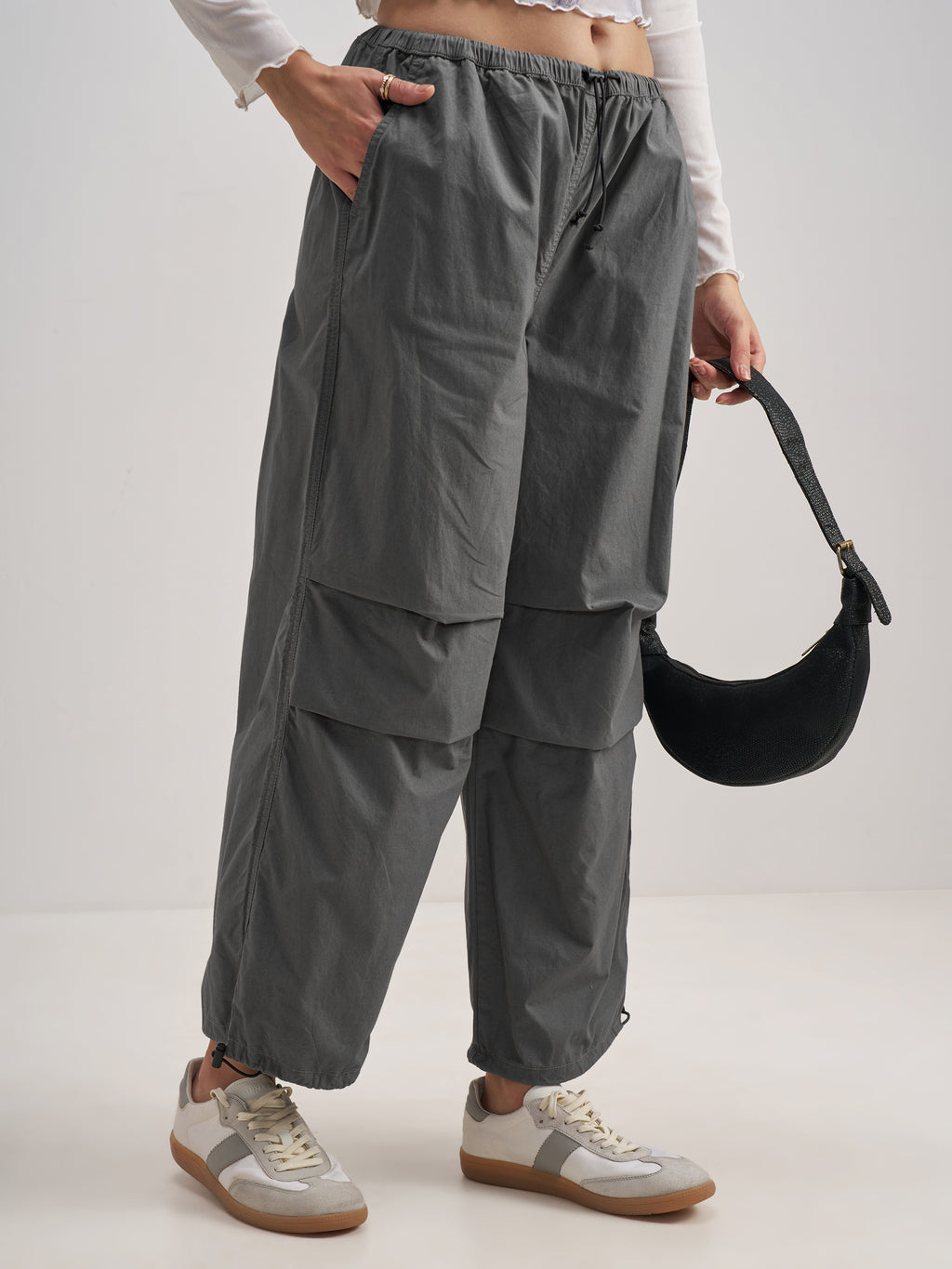 Tokyo Talkies Women Grey Solid Relaxed Fit Cargos - Grey - Image 6