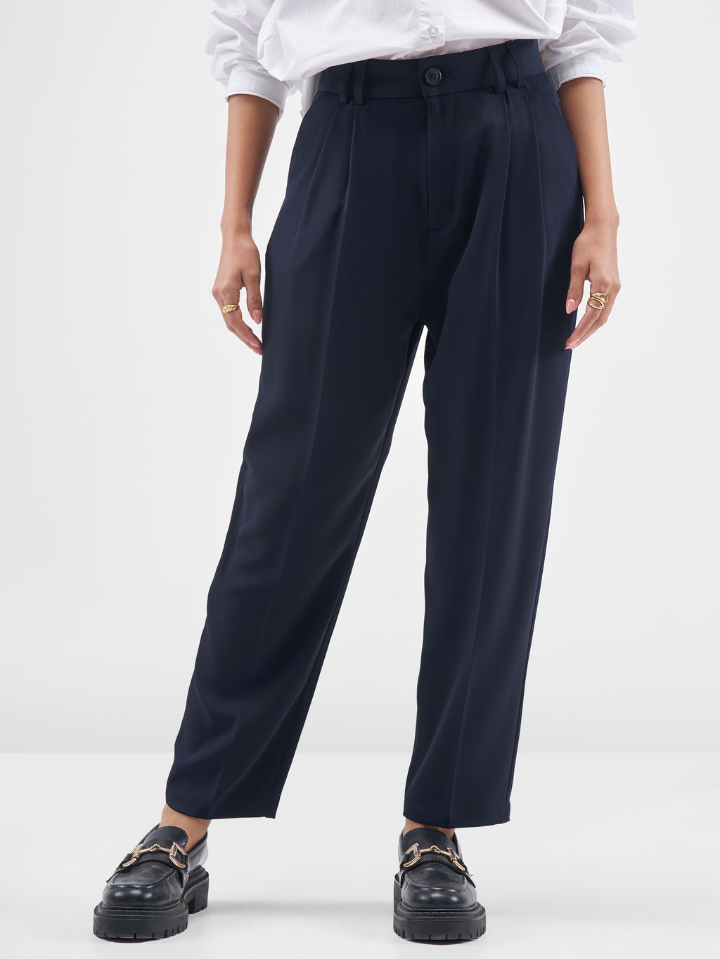 Chic By Tokyo Talkies Women Navy Blue Solid Tapered Fit Regular Trouser - Navy Blue - Image 1