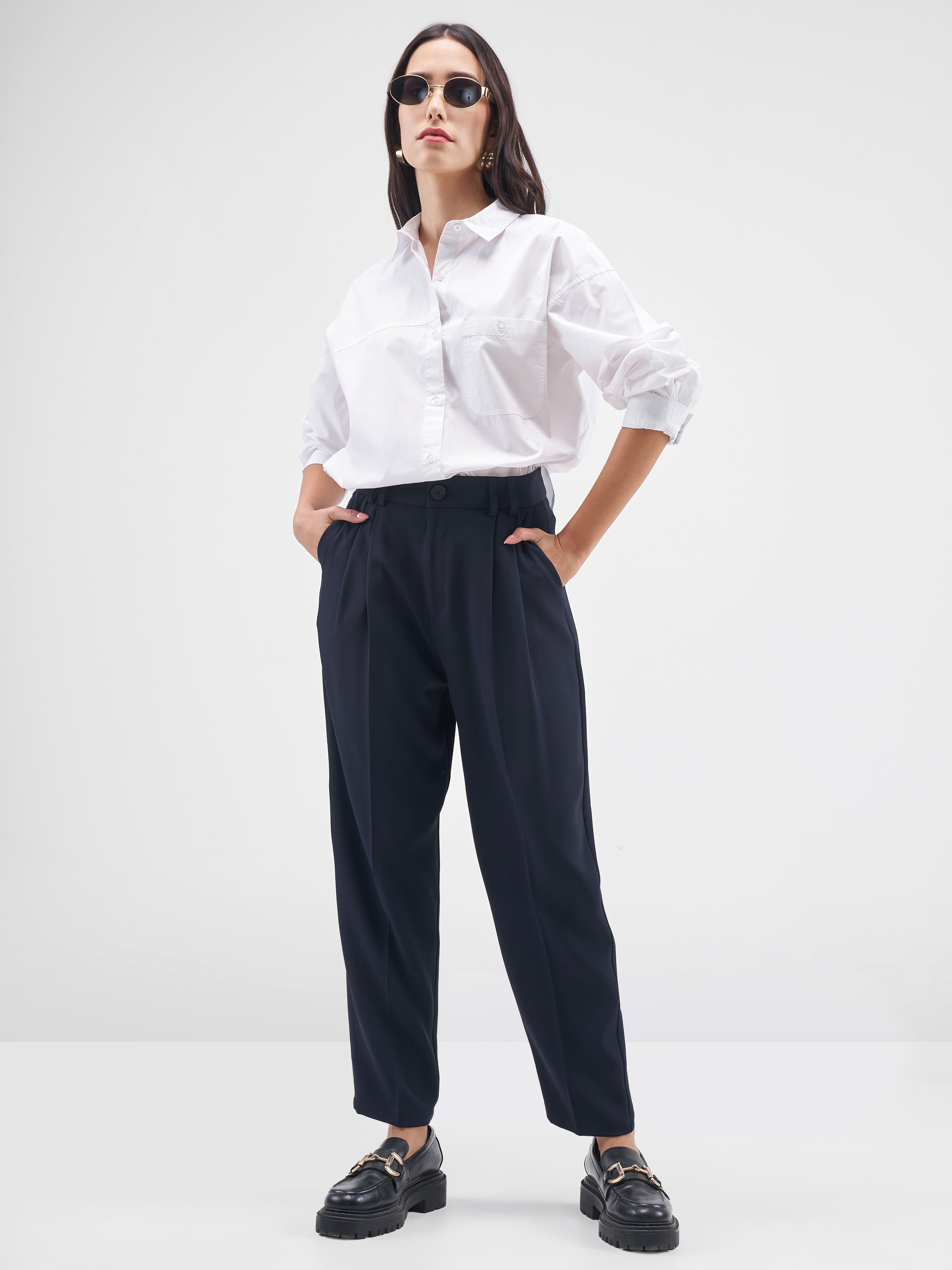 Chic By Tokyo Talkies Women Navy Blue Solid Tapered Fit Regular Trouser - Navy Blue - Image 2