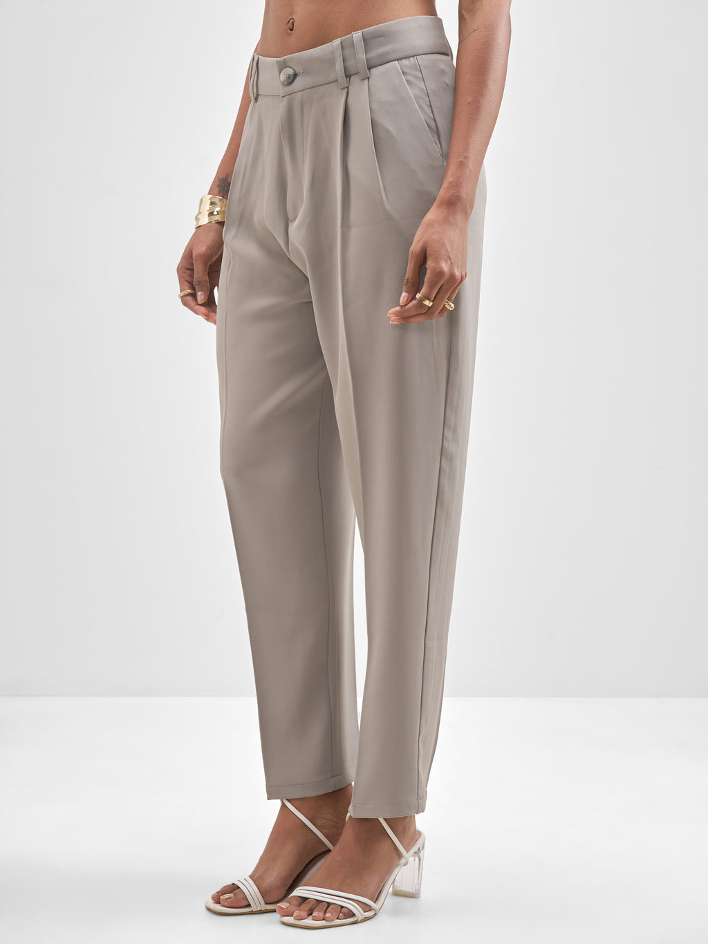 Chic By Tokyo Talkies Women Beige Solid Tapered Fit Trouser - Beige - Image 4