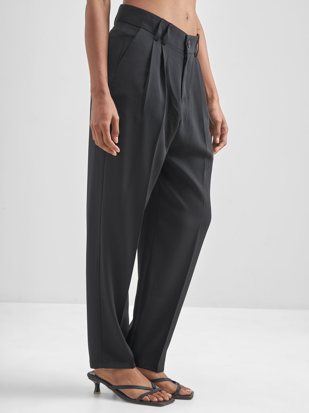 Chic By Tokyo Talkies Women Black Solid Tapered Fit Trouser - Black - Image 6