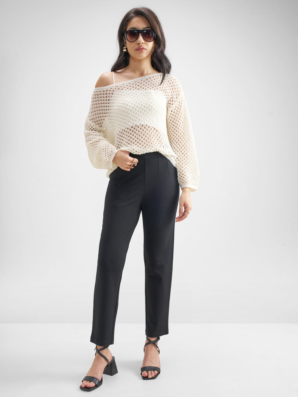 Tokyo Talkies Women Black Solid Slim Fit Regular Trouser - Black - Image 2