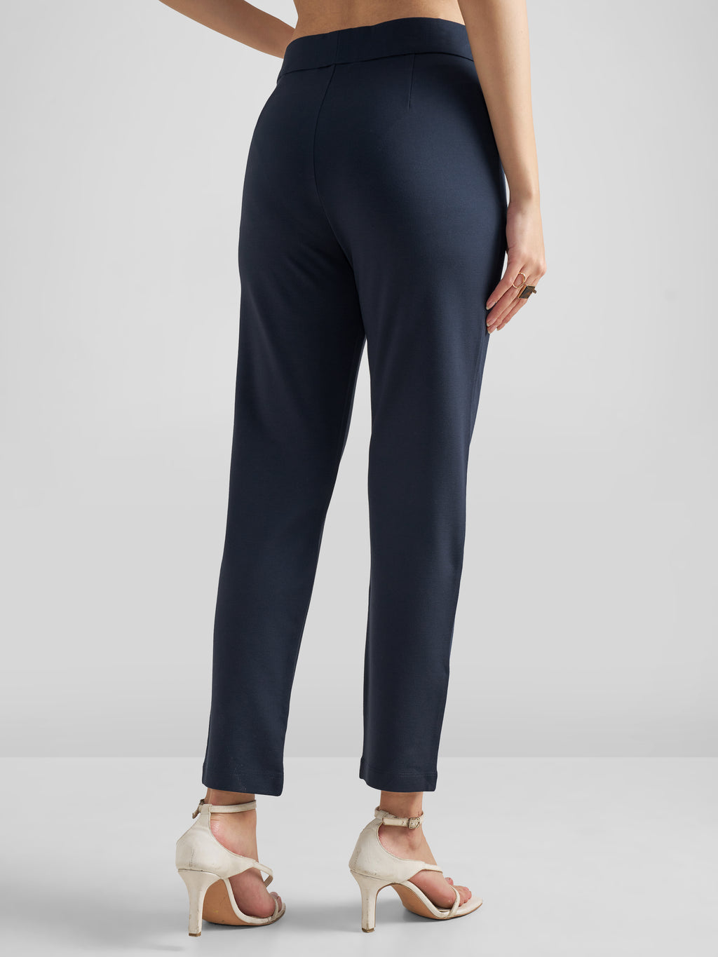 Tokyo Talkies Women Navy Blue Solid Slim Fit Regular Trouser - Navy Blue - Image 3