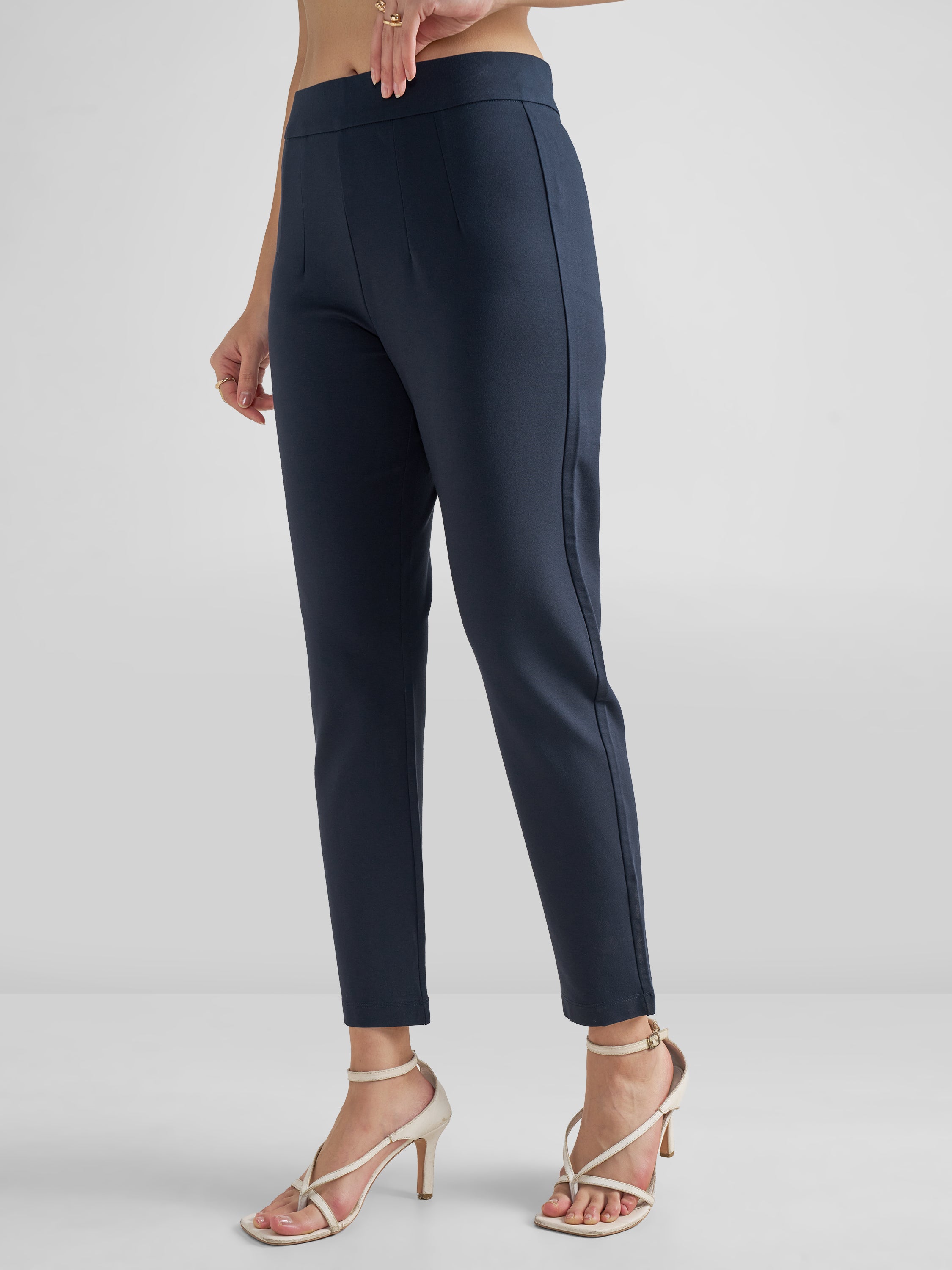 Tokyo Talkies Women Navy Blue Solid Slim Fit Regular Trouser - Navy Blue - Image 4