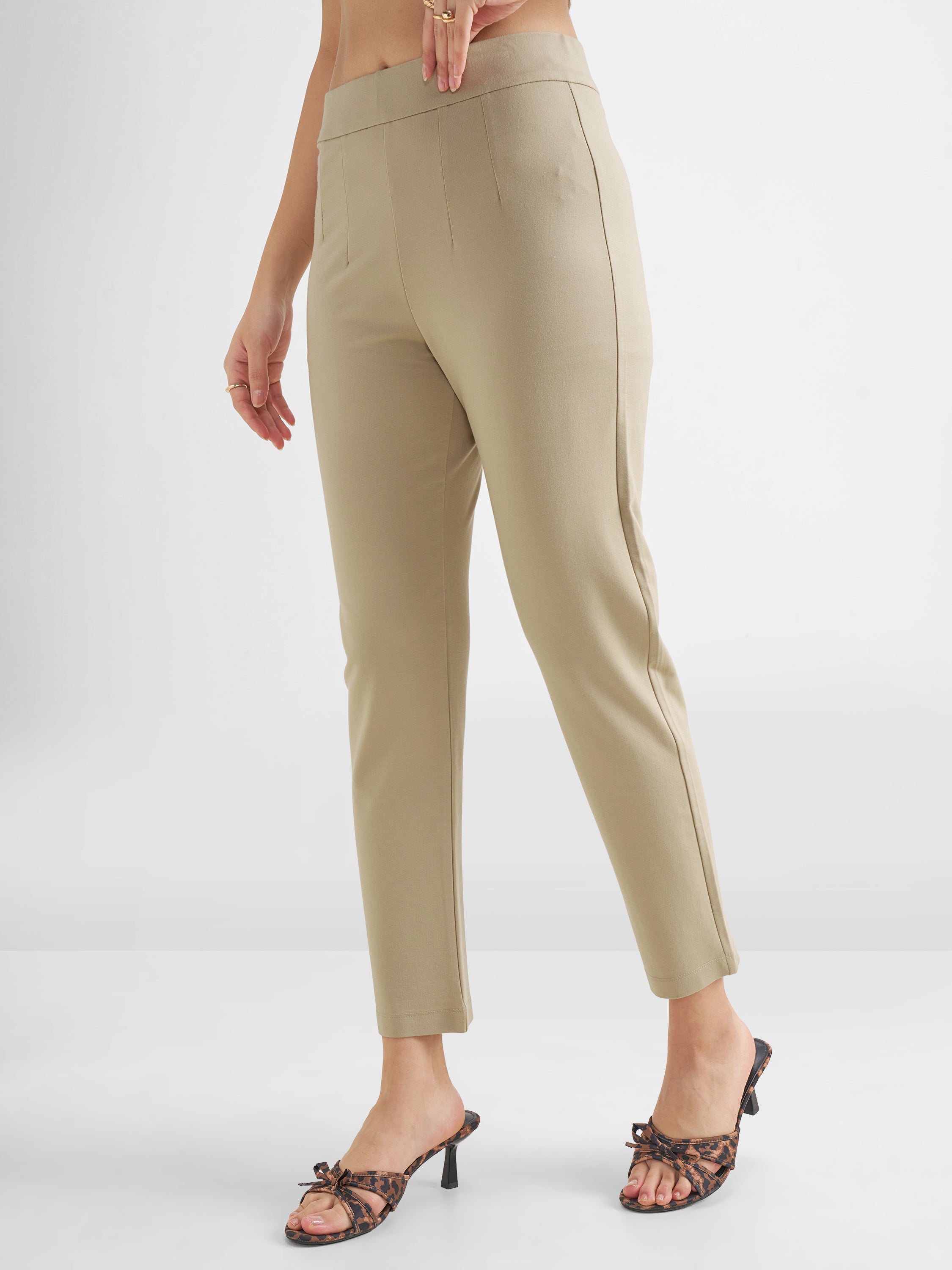 Tokyo Talkies Women Beige Solid Slim Fit Regular Trouser - Beige - Image 4