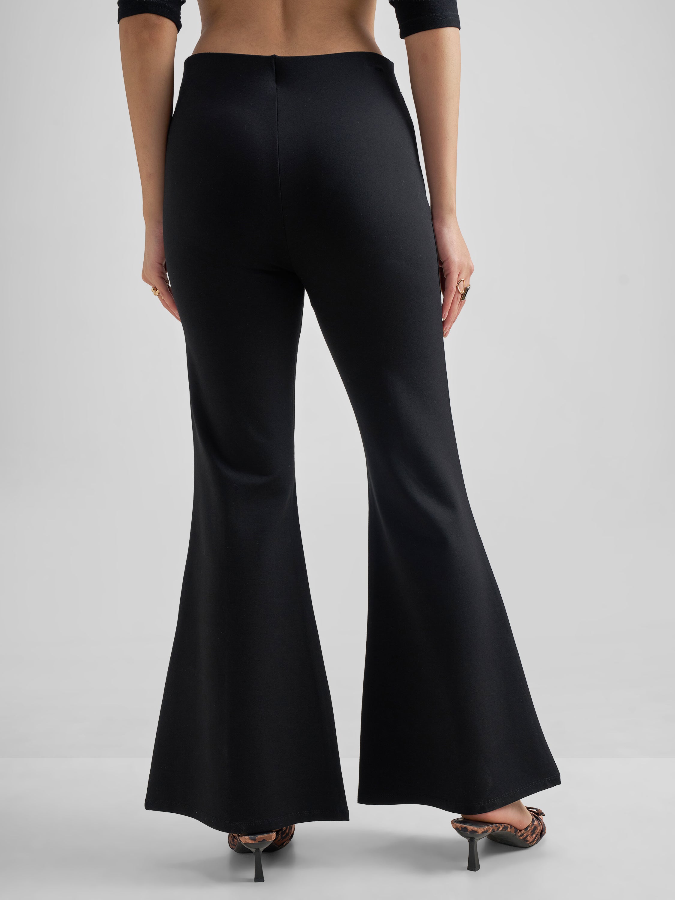 Tokyo Talkies Women Black Solid Bell Bottom Regular Trouser - Black - Image 3