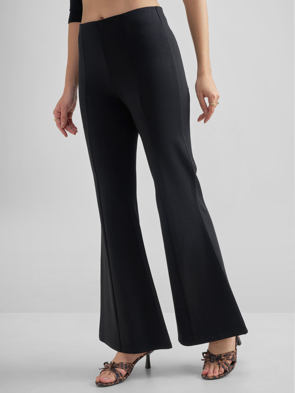 Tokyo Talkies Women Black Solid Bell Bottom Regular Trouser - Black - Image 4