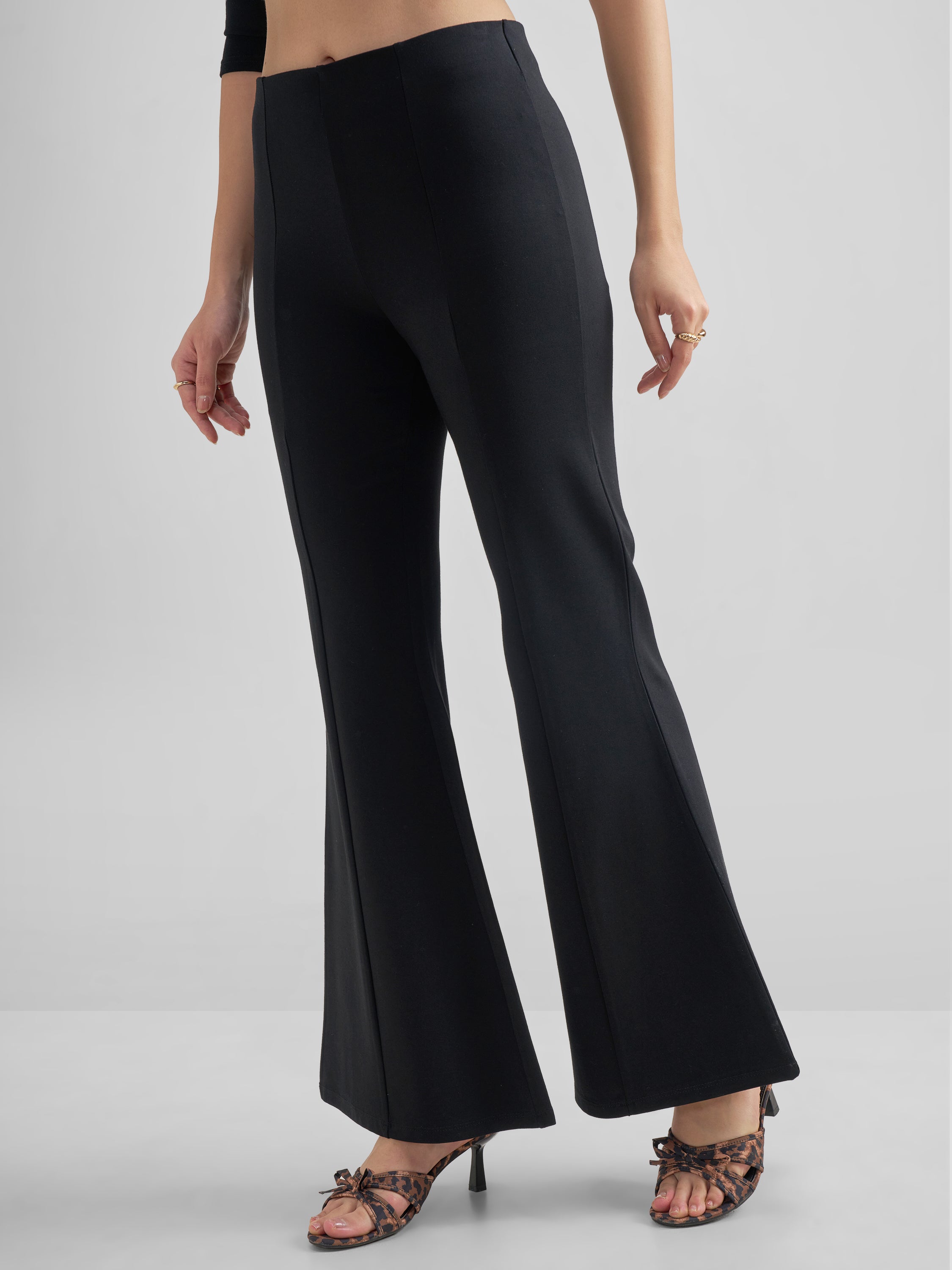 Tokyo Talkies Women Black Solid Bell Bottom Regular Trouser - Black - Image 4