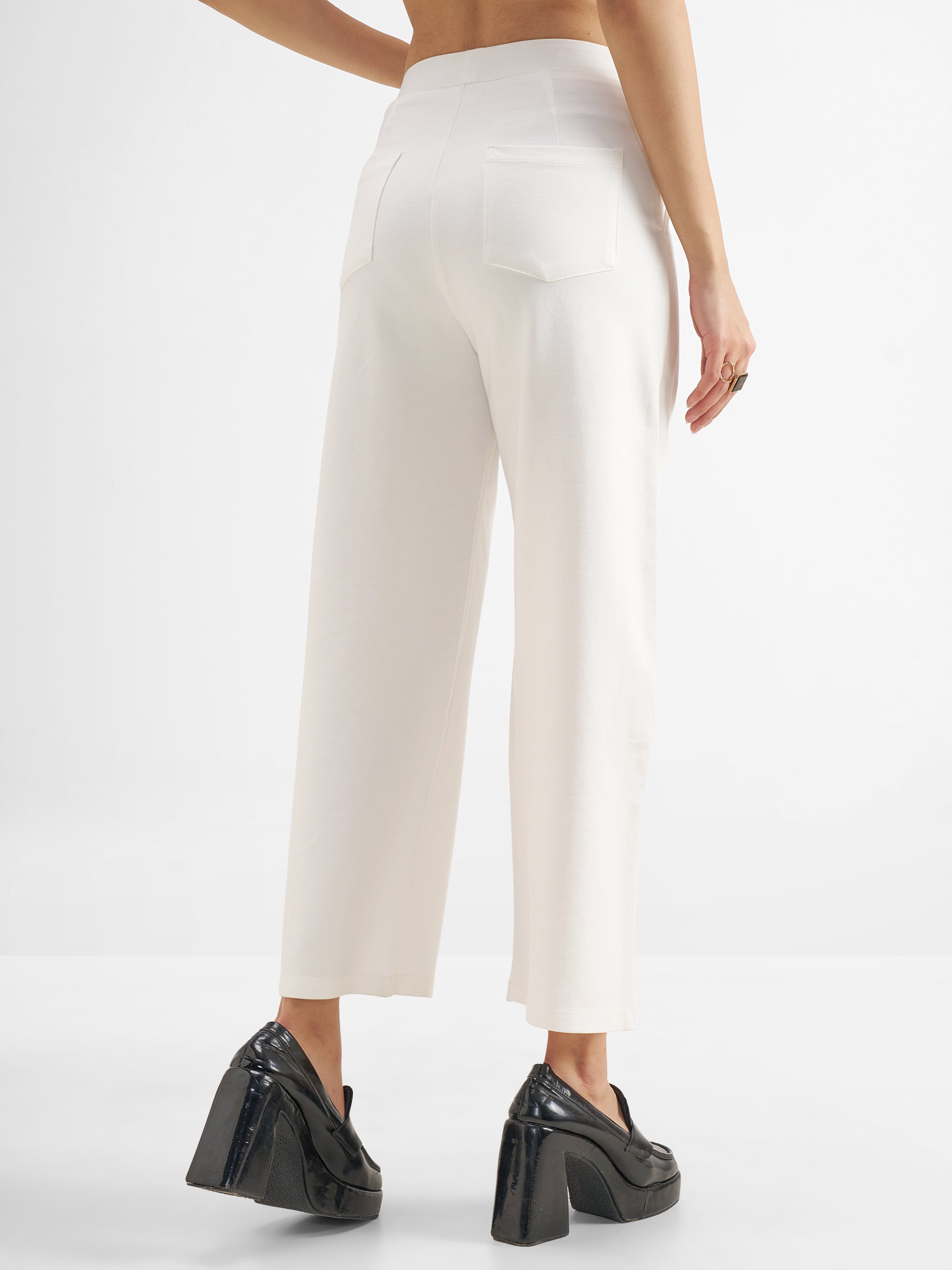 Tokyo Talkies Women White Solid Wide Leg Regular Trouser - White - Image 3