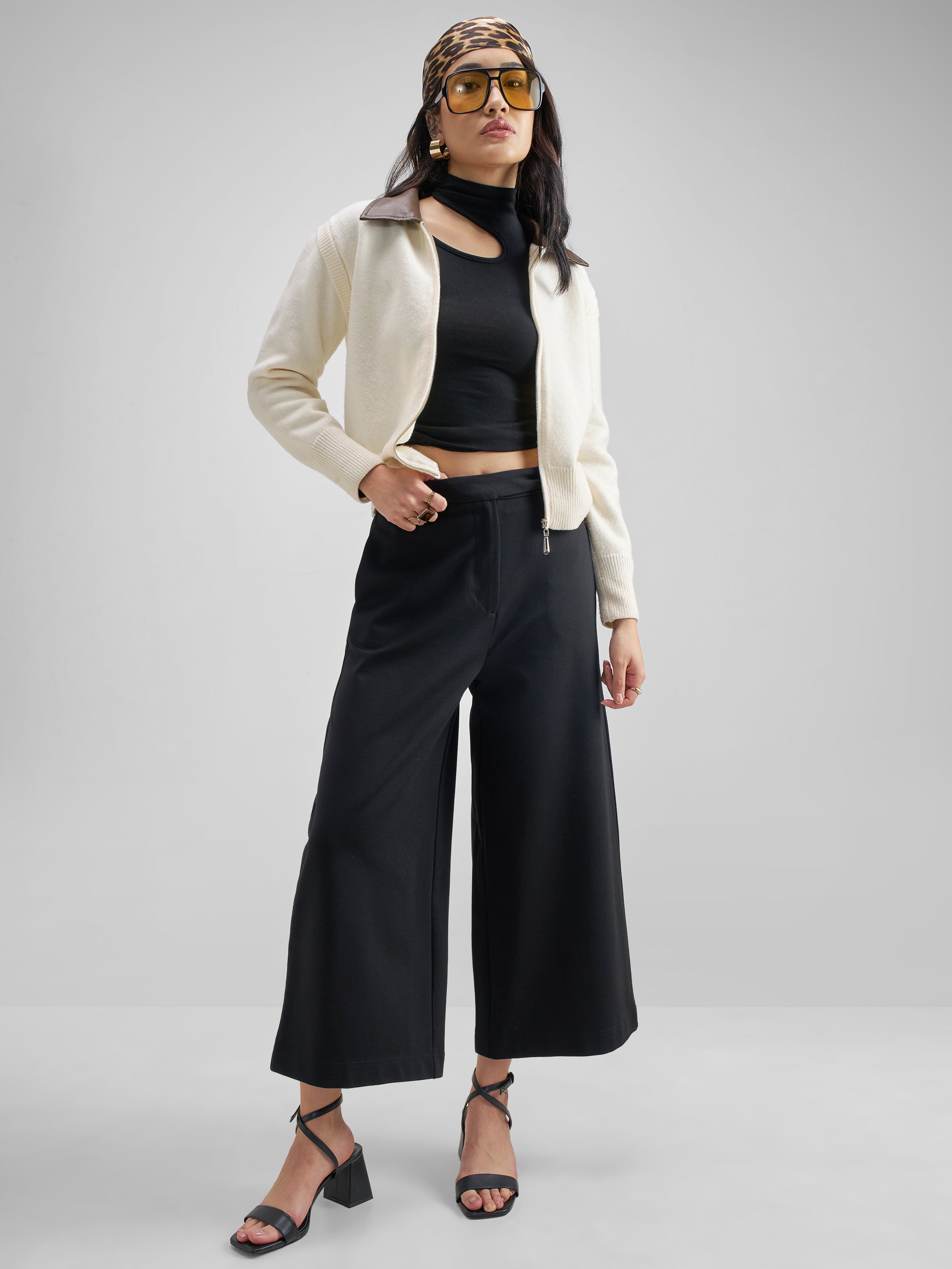 Tokyo Talkies Women Black Solid Wide Leg Regular Trouser - Black - Image 2