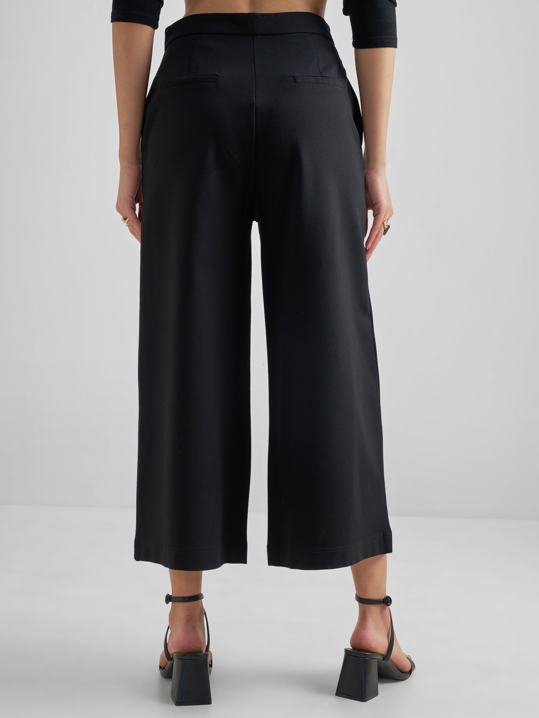 Tokyo Talkies Women Black Solid Wide Leg Regular Trouser - Black - Image 3