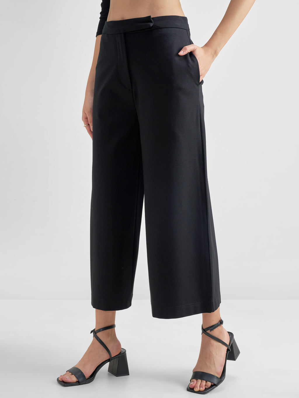 Tokyo Talkies Women Black Solid Wide Leg Regular Trouser - Black - Image 6
