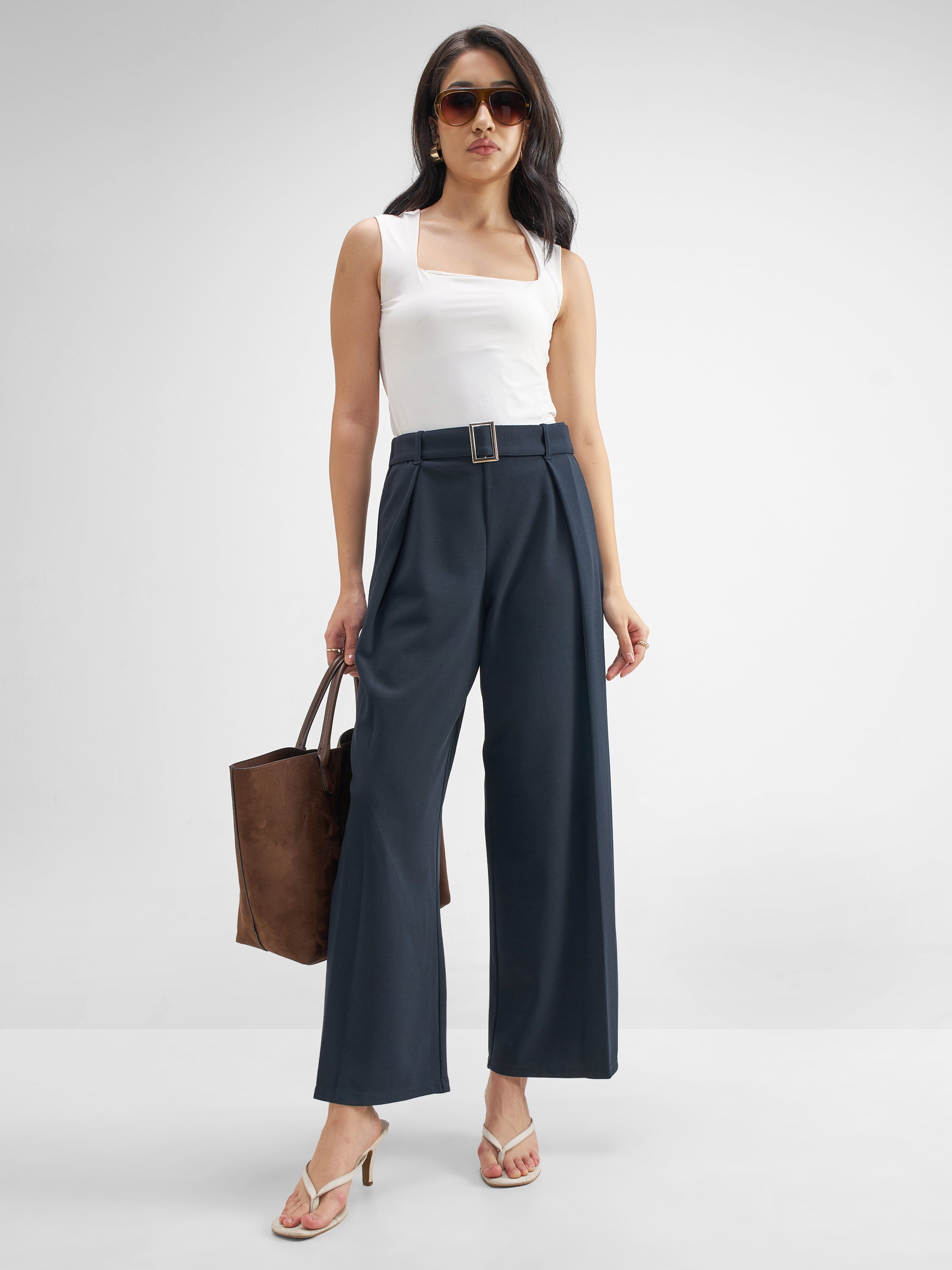 Tokyo Talkies Women Navy Blue Solid Wide Leg Regular Trouser - Navy Blue - Image 2