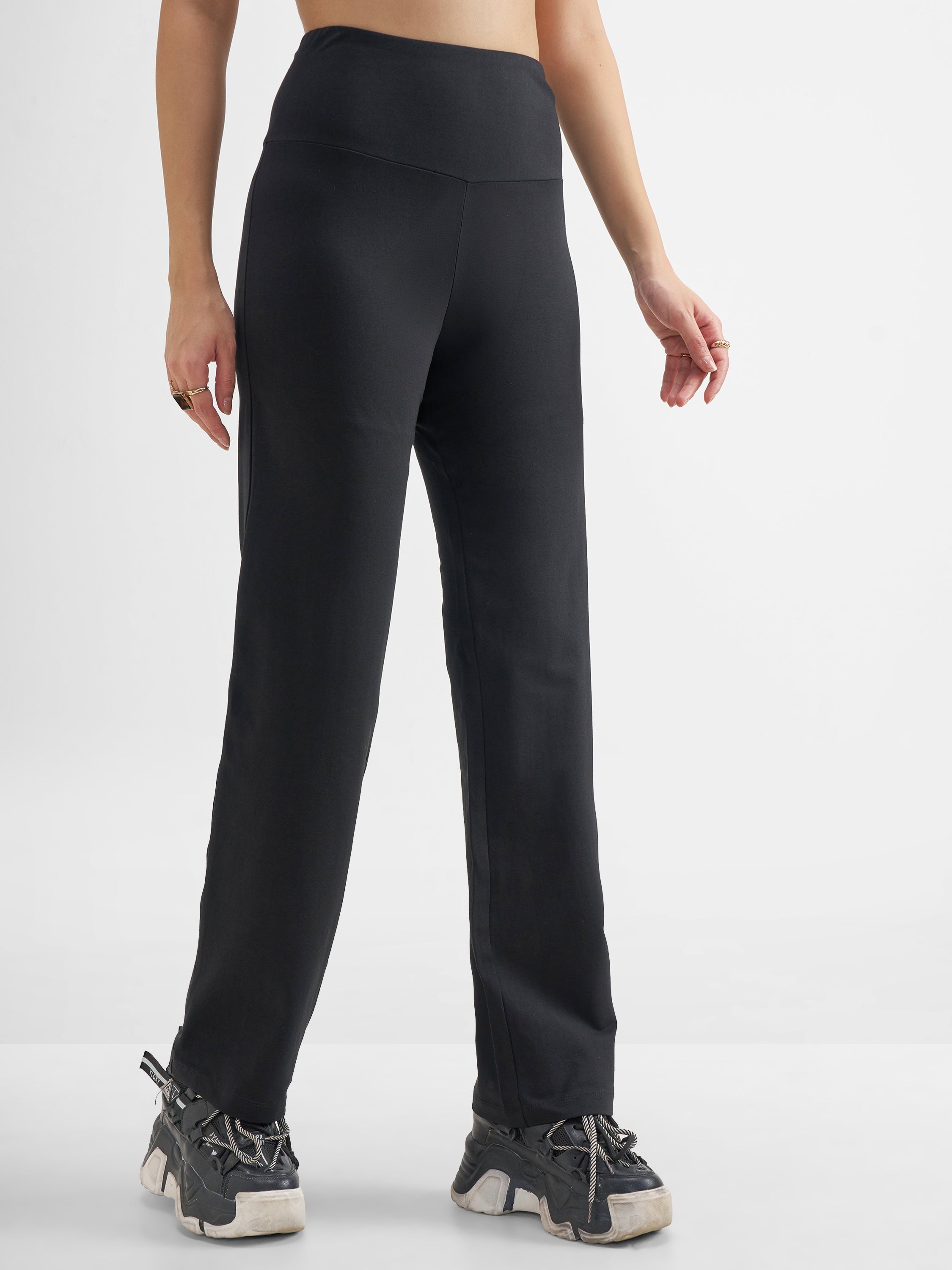 Tokyo Talkies Women Black Solid Straight Fit Regular Trouser - Black - Image 6