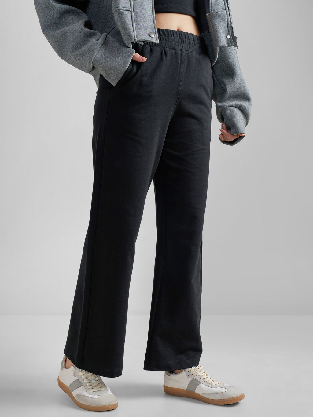 Tokyo Talkies Women Black Solid Wide Leg Regular Trouser - Black - Image 6