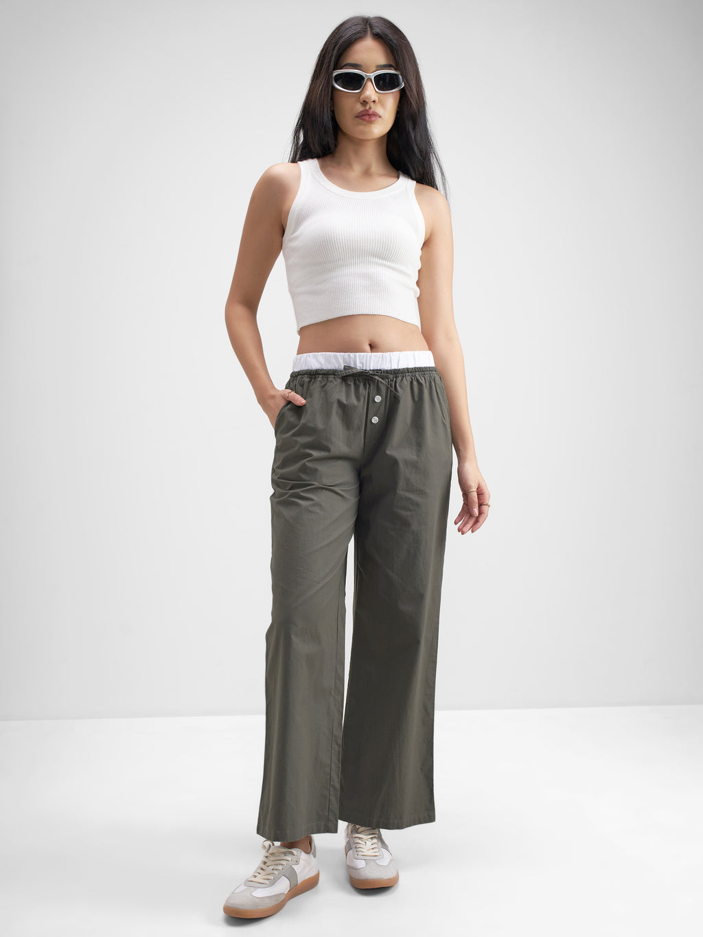 Tokyo Talkies Women Olive Solid Straight Fit Regular Trouser - Olive - Image 2