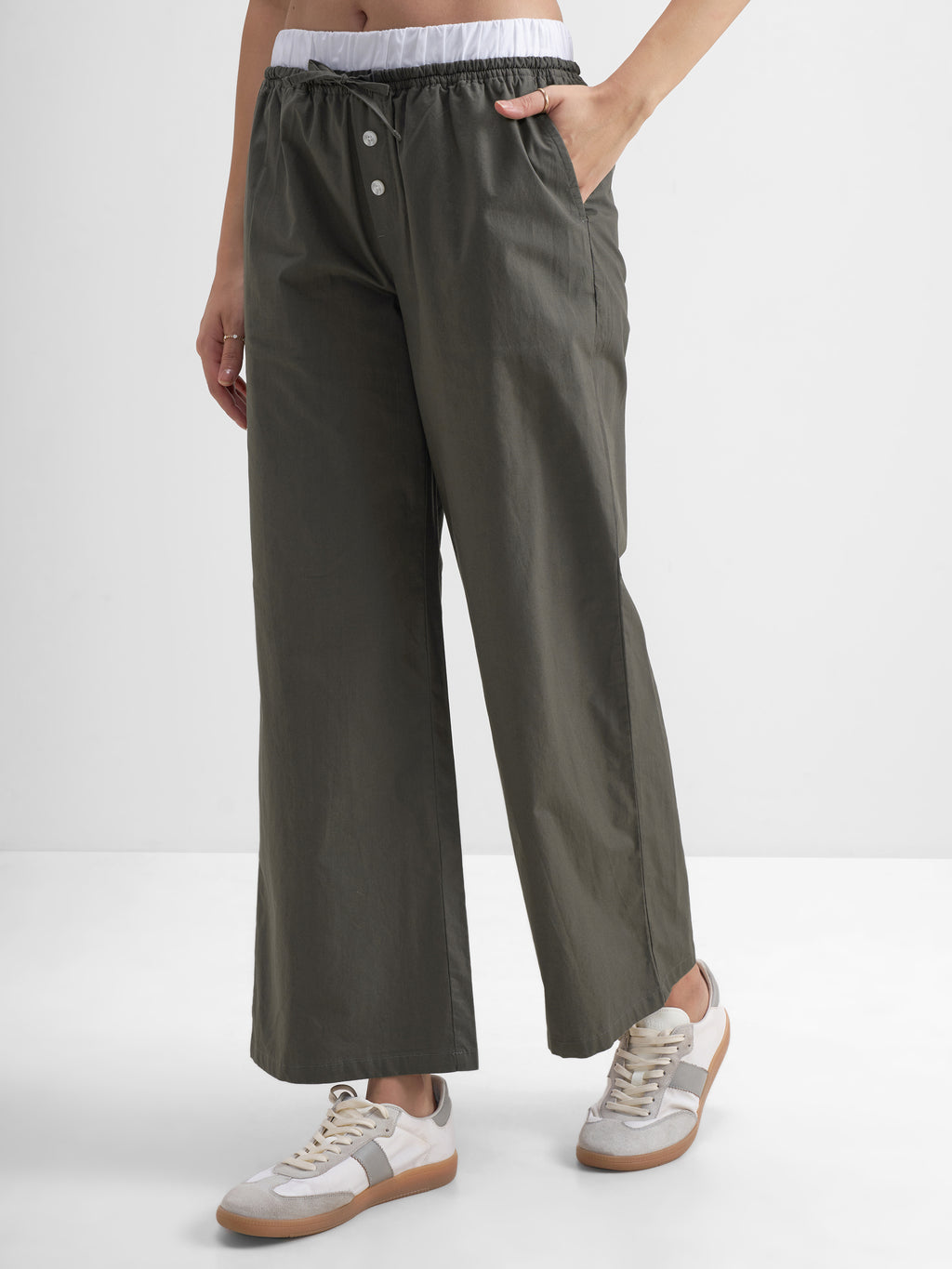 Tokyo Talkies Women Olive Solid Straight Fit Regular Trouser - Olive - Image 4