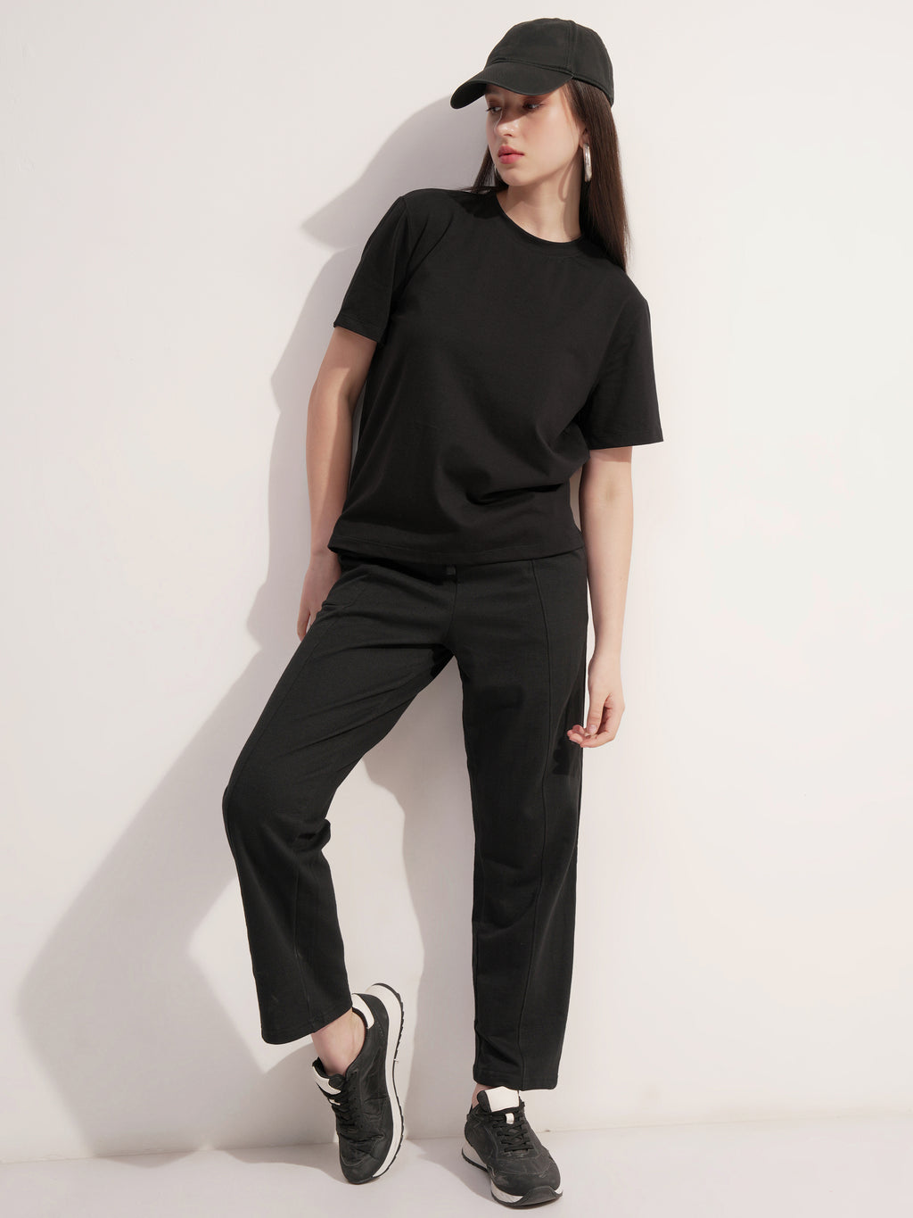 Tokyo Talkies Women Black Solid Round Neck T-Shirt - Black - Image 2