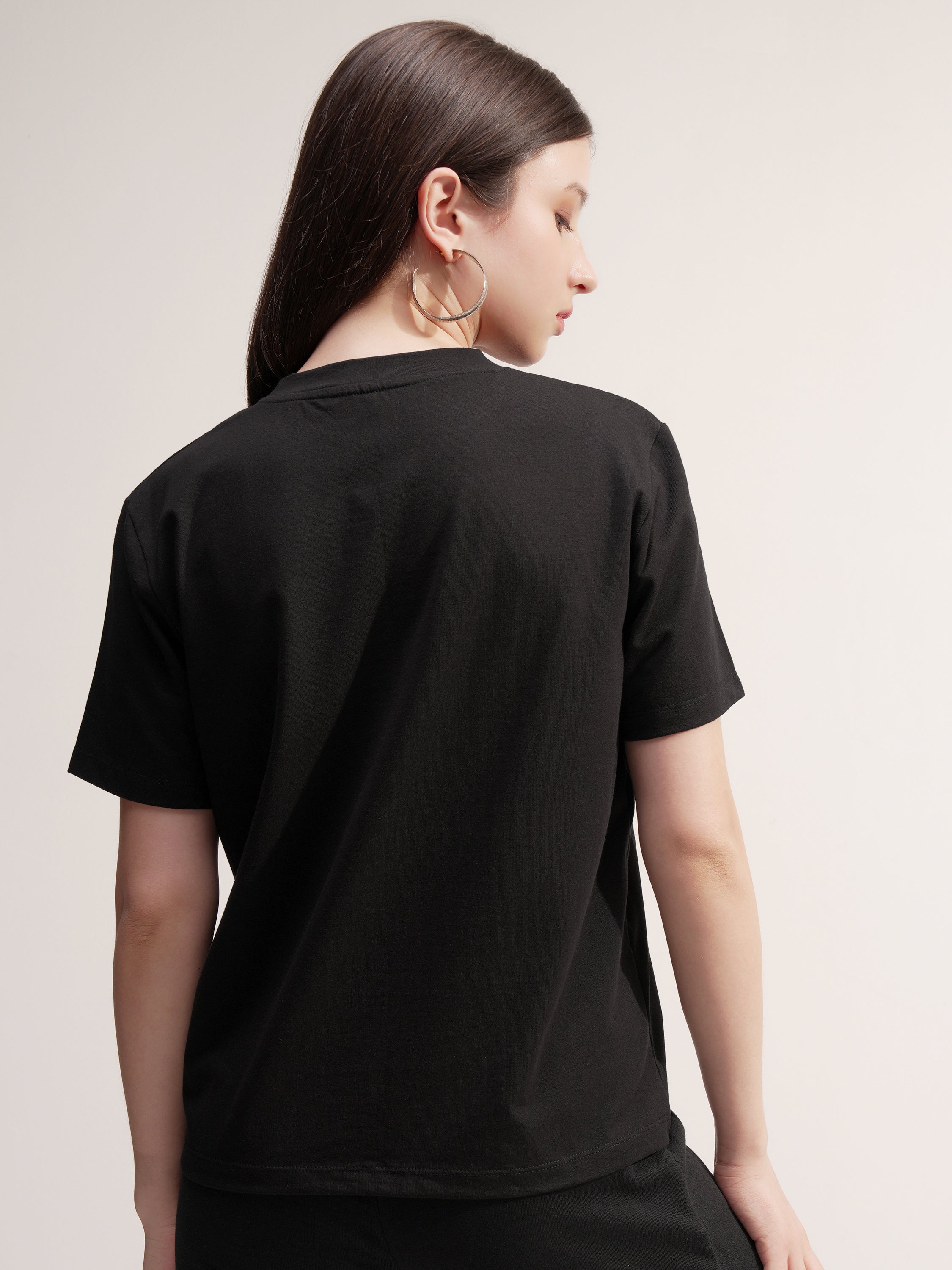 Tokyo Talkies Women Black Solid Round Neck T-Shirt - Black - Image 3