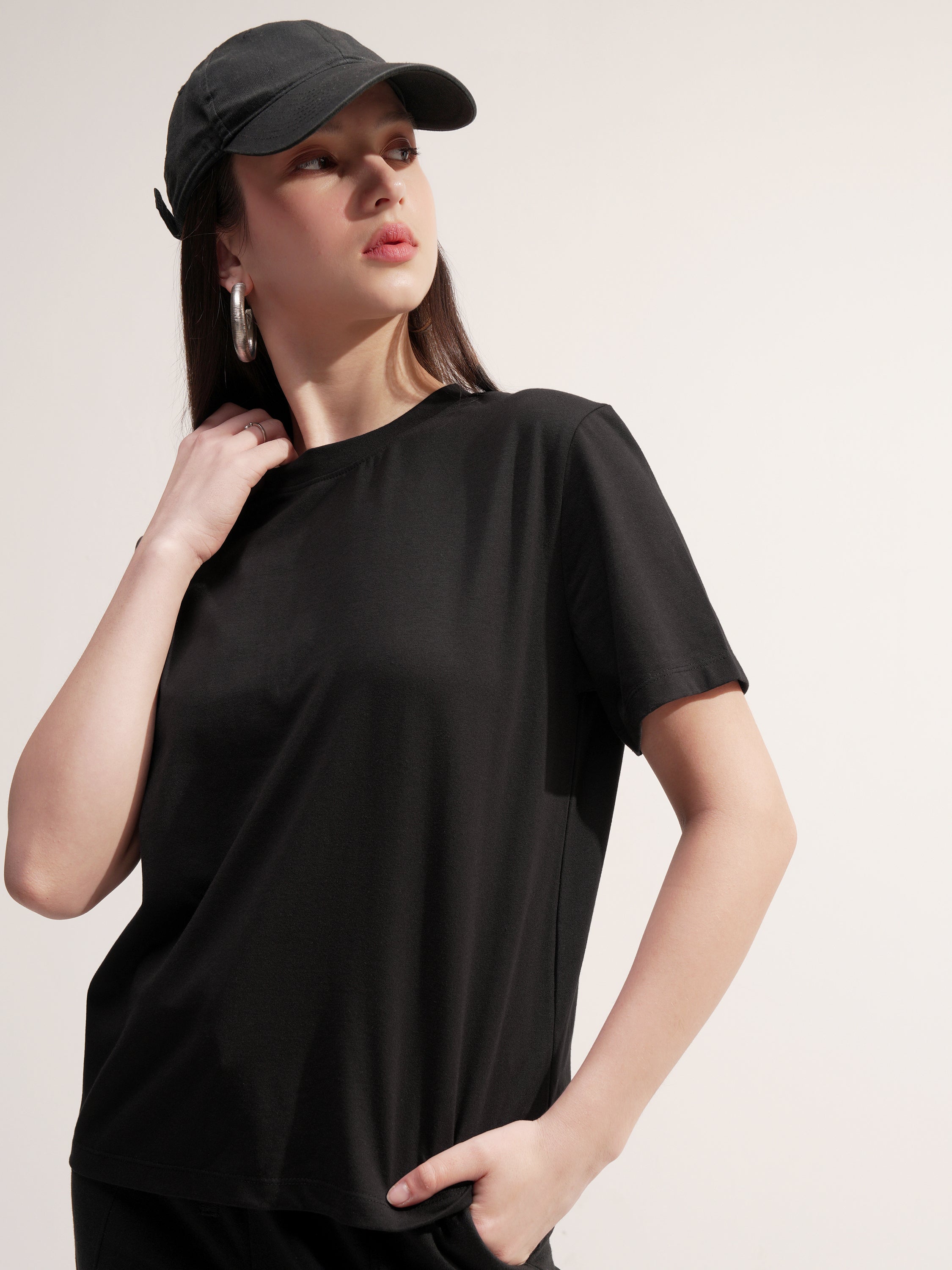 Tokyo Talkies Women Black Solid Round Neck T-Shirt - Black - Image 4