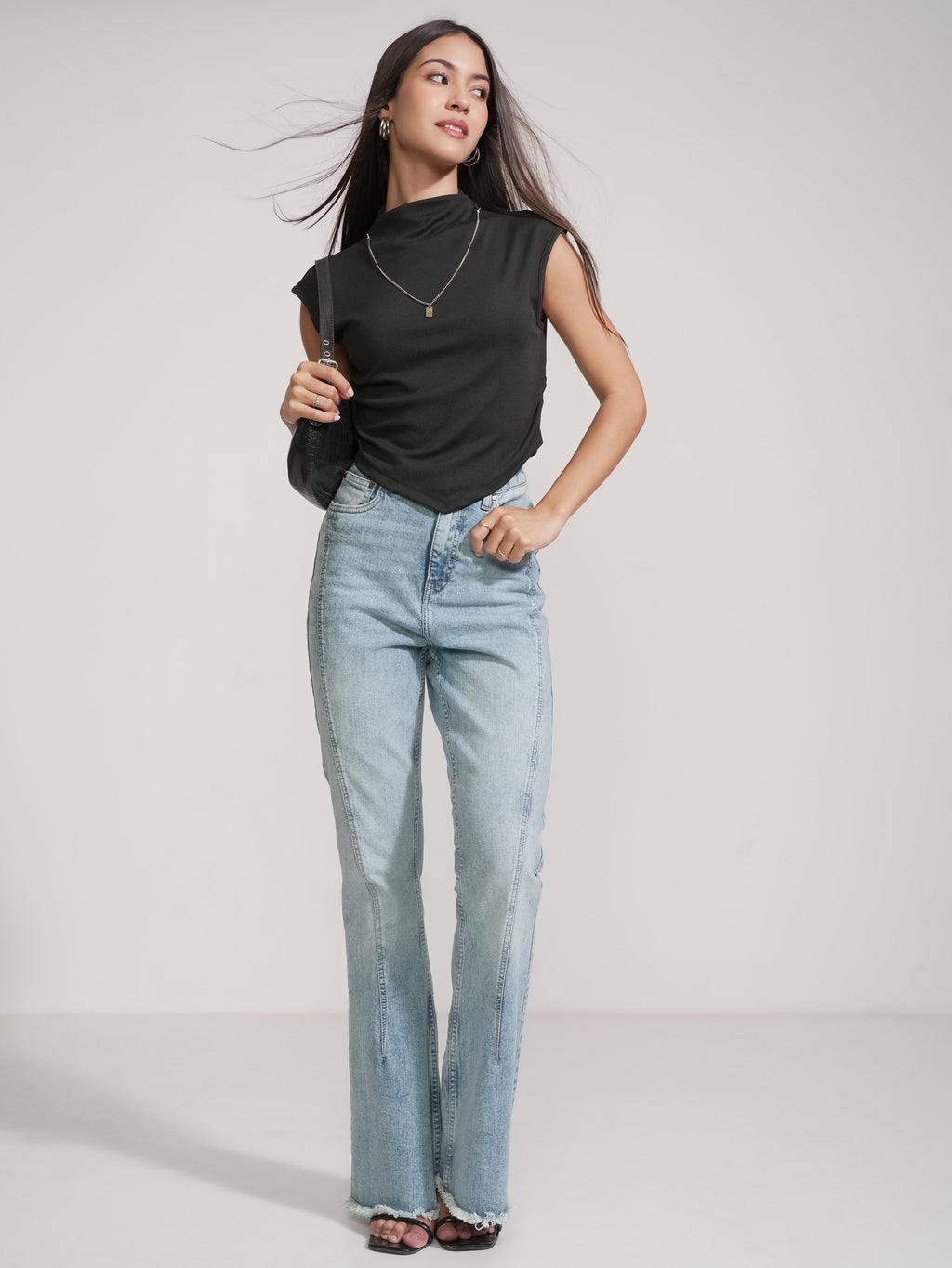 Tokyo Talkies Women Black Solid Round Neck T-Shirt - Black - Image 2