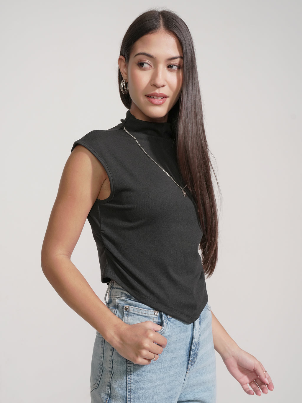Tokyo Talkies Women Black Solid Round Neck T-Shirt - Black - Image 6
