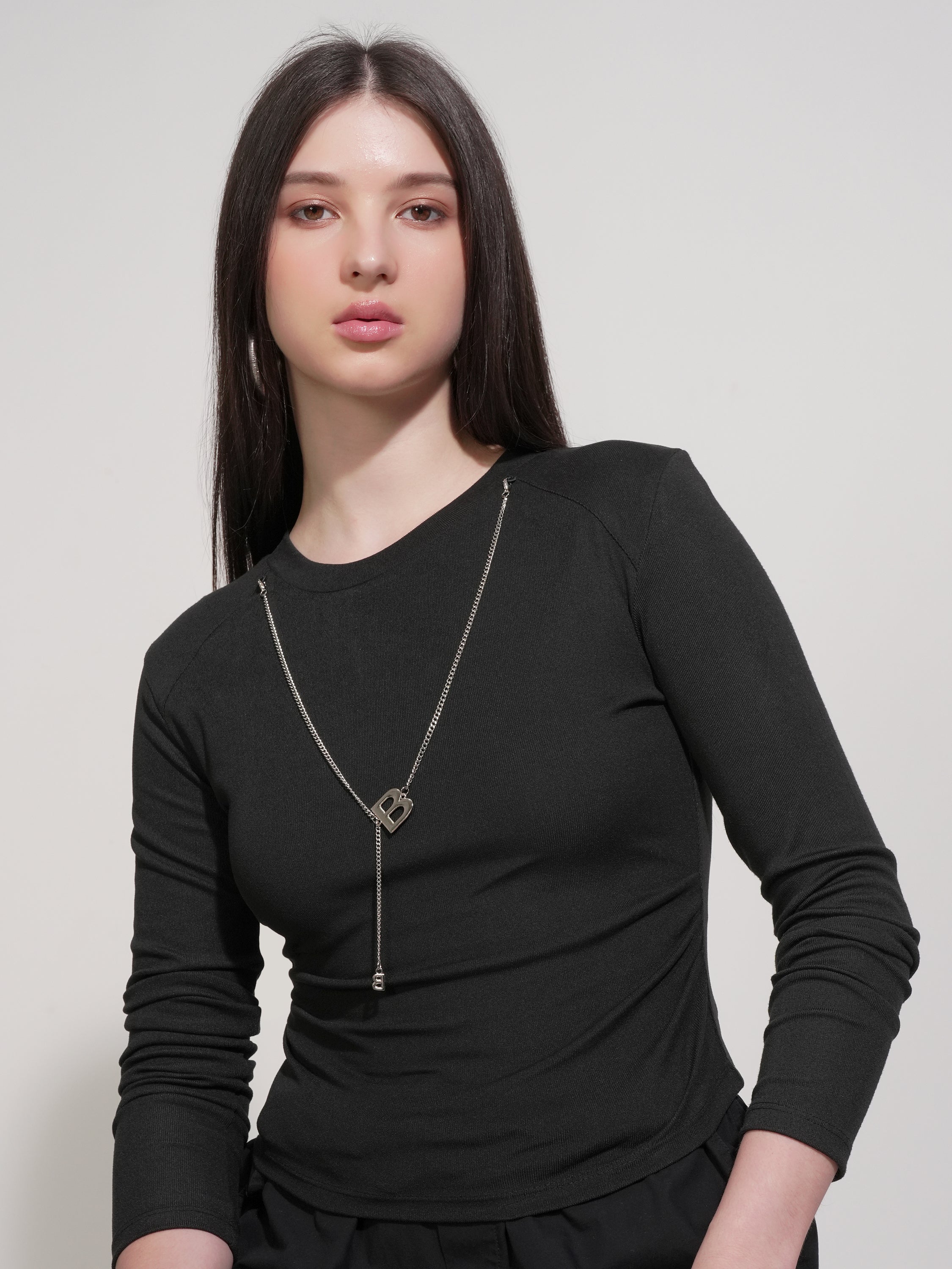 Tokyo Talkies Women Black Solid Round Neck T-Shirt - Black - Image 1