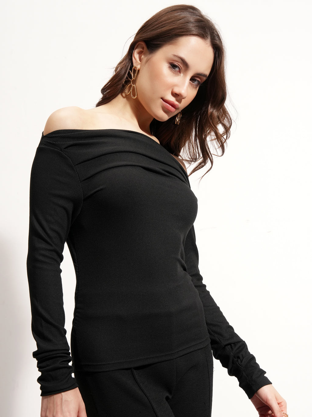 Tokyo Talkies Women Black Solid Off-Shoulder T-Shirt - Black - Image 6