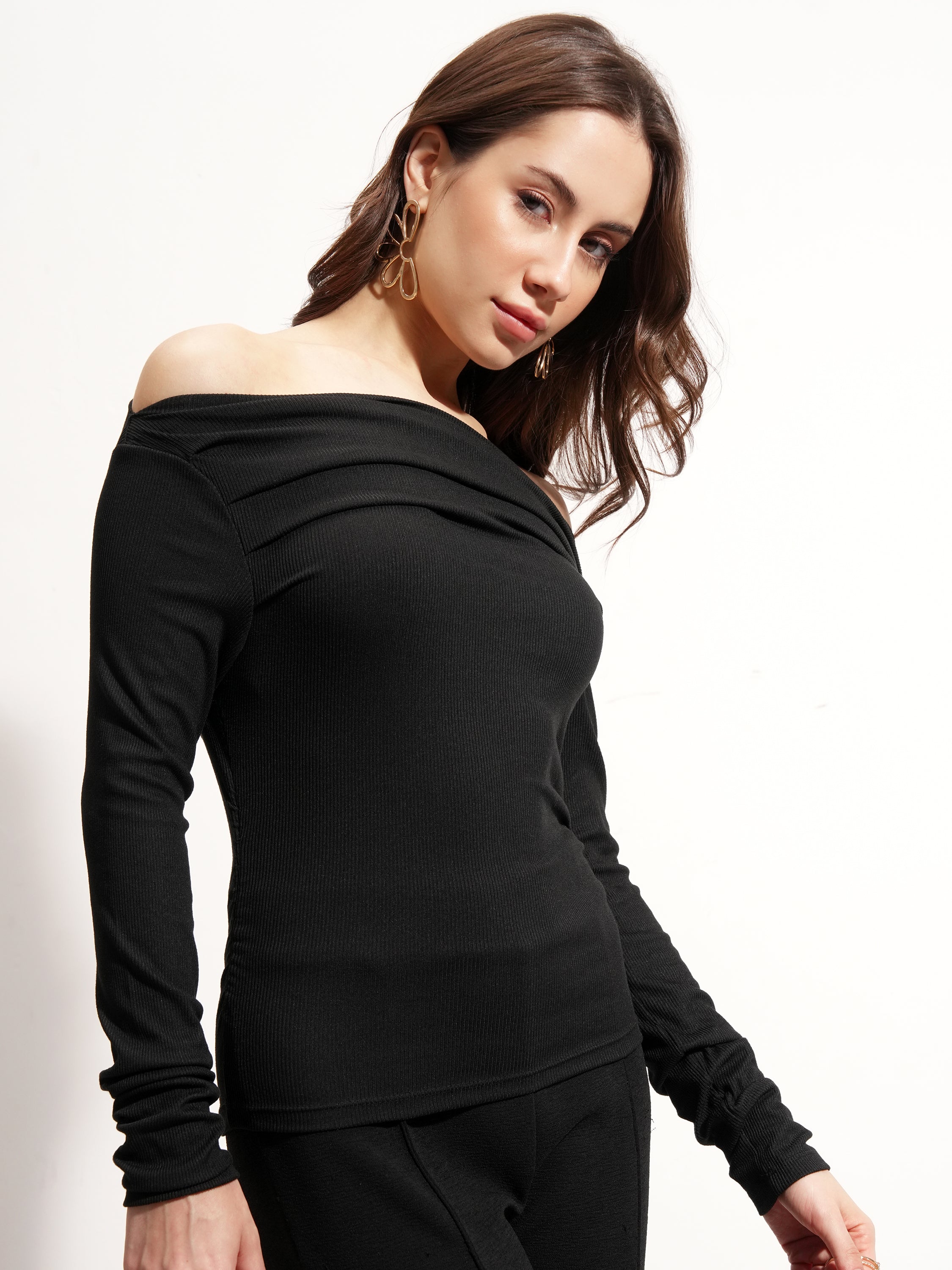 Tokyo Talkies Women Black Solid Off-Shoulder T-Shirt - Black - Image 6