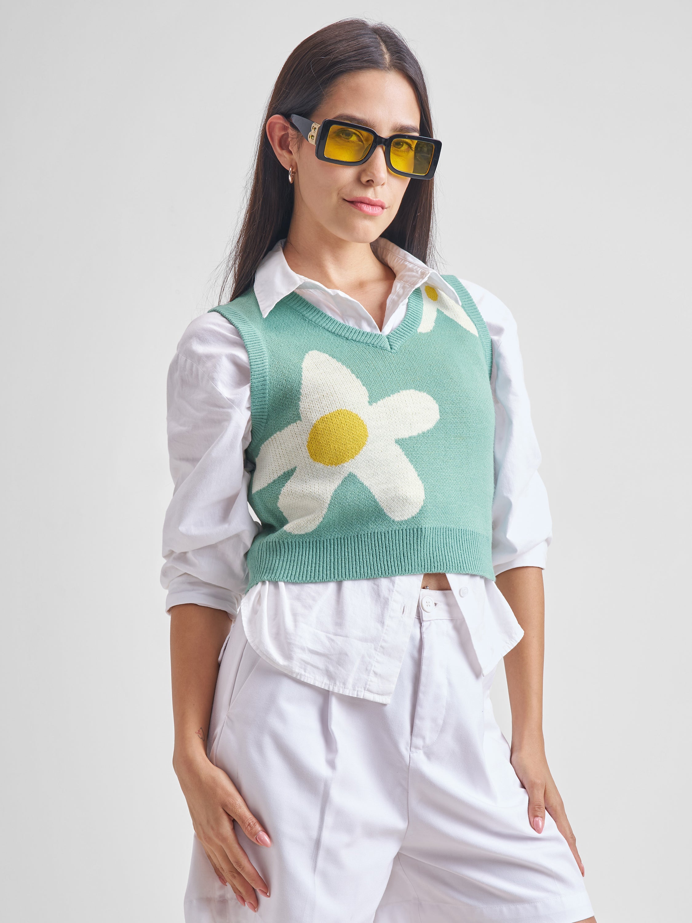 Tokyo Talkies Womens Aqua Blue/White V-Neck Sleevless Sweater - Blue - Image 6