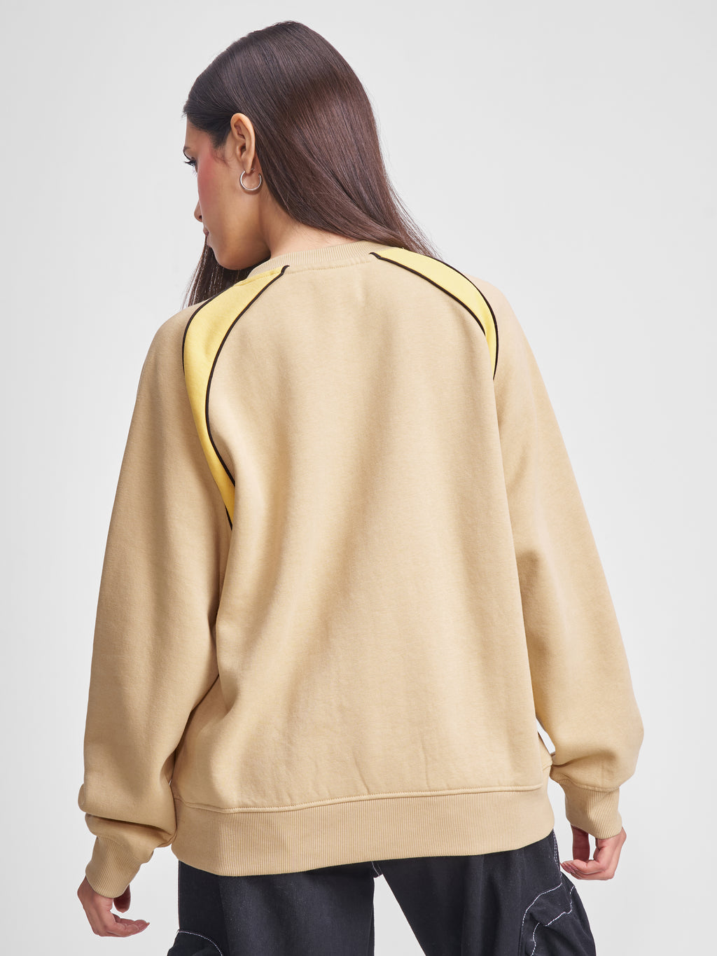 WB By Tokyo Talkies Women Brown Harry Potter Embroidered Pullover V-Neck Sweatshirt - Brown - Image 3