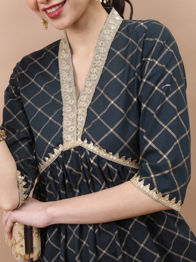 Vishudh Women Green Printed A-Line Dress - Green - Image 5