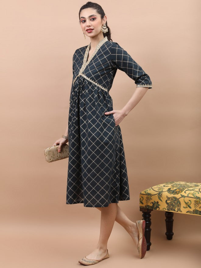 Vishudh Women Green Printed A-Line Dress - Green - Image 6