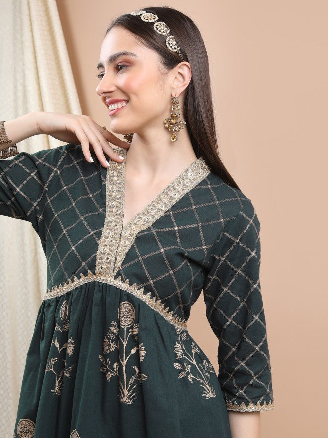 Vishudh Women Pine Printed A-Line Dress - Green - Image 4