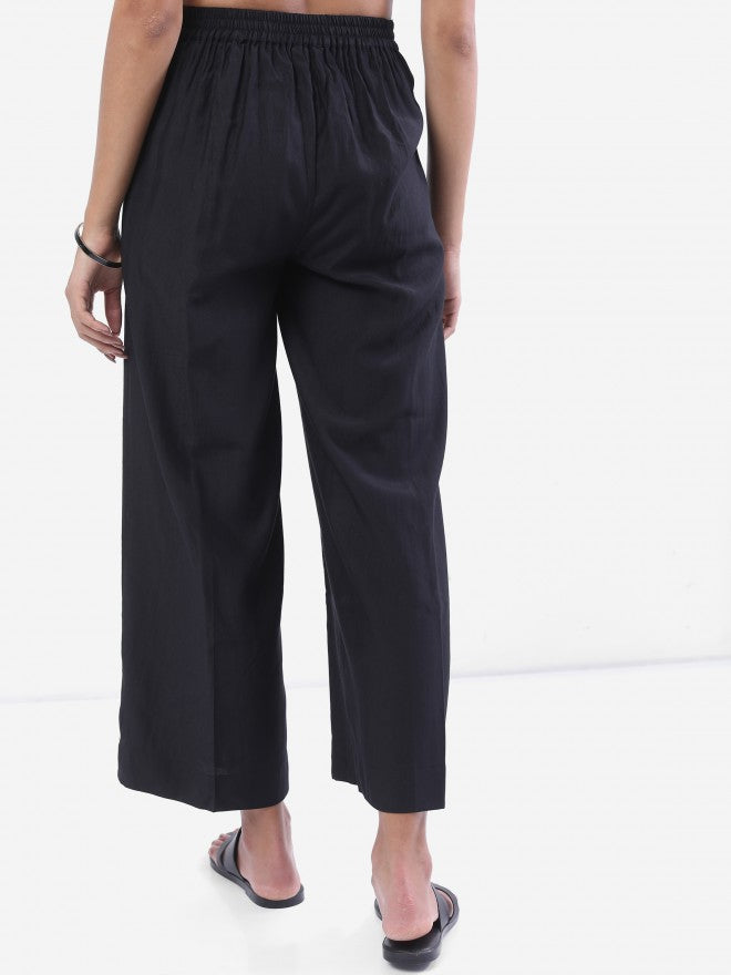Vishudh Women Black Solid Palazzo - Black - Image 3