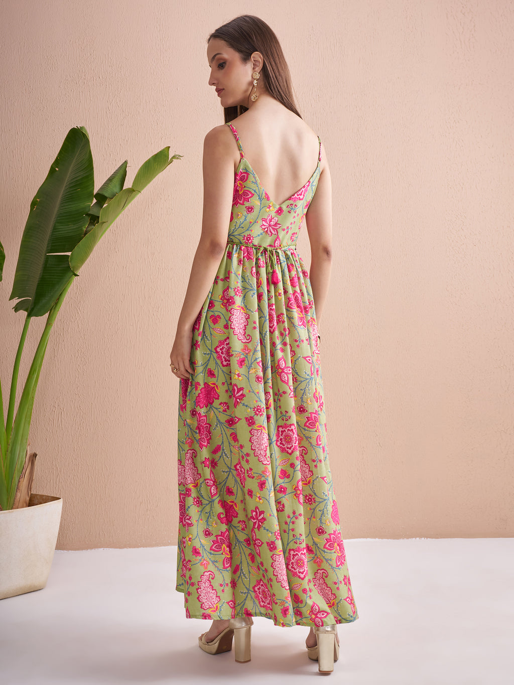 Vishudh Women Green Printed Fit and Flare Dress - Green - Image 3